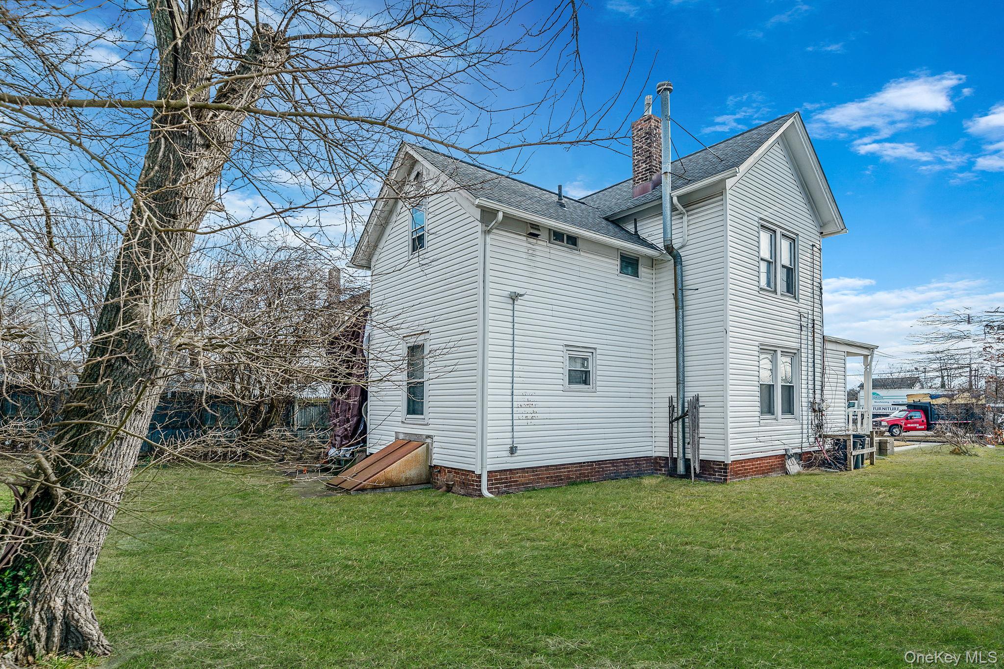 19 Academy Street, Patchogue, NY 11772