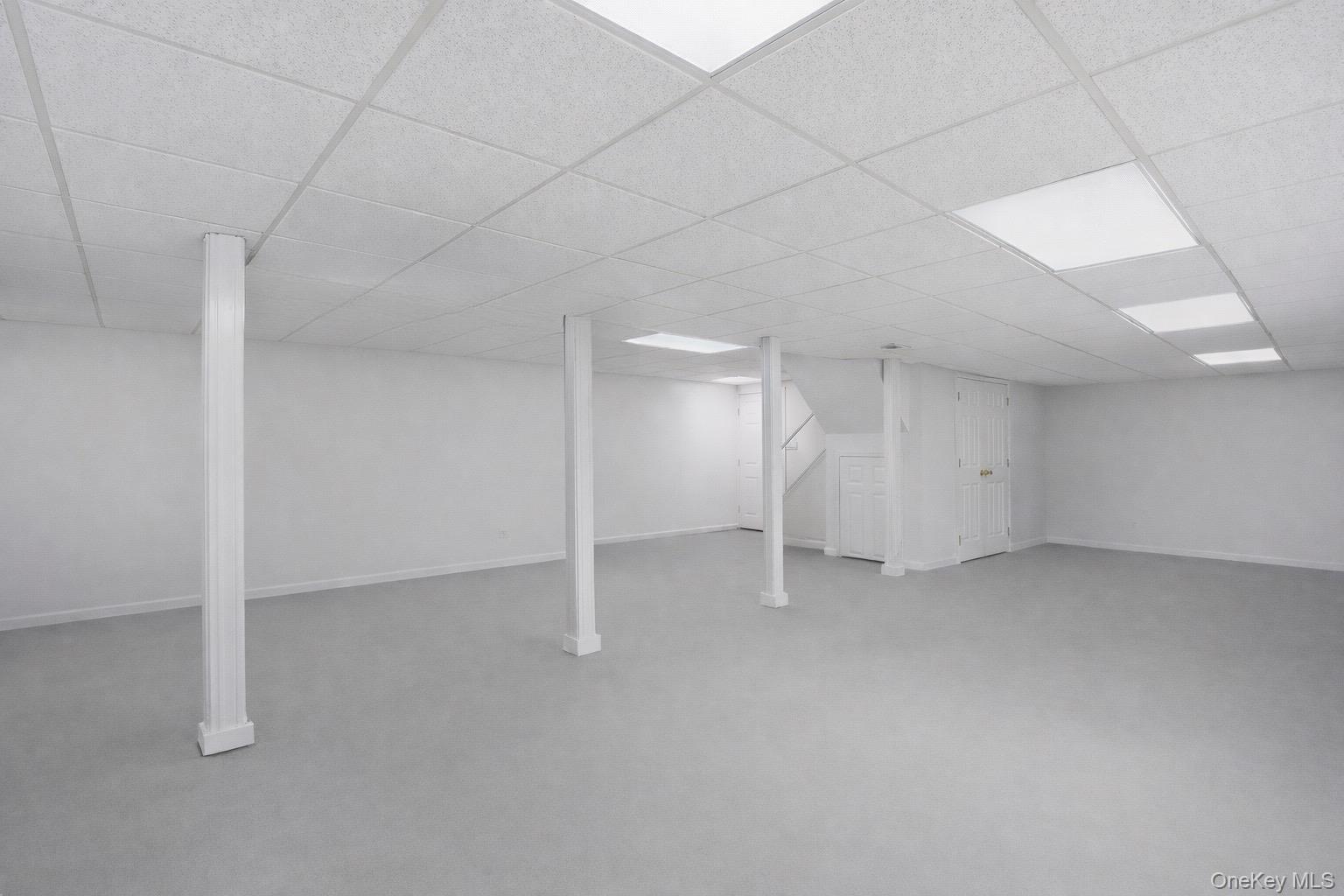 39 Foreston Circle, Manorville, NY 11949