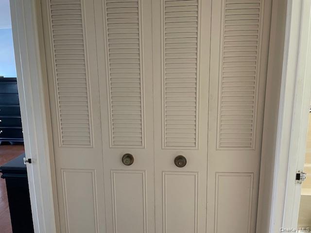 100 Clinton Avenue # 4P, Mineola, NY 11501