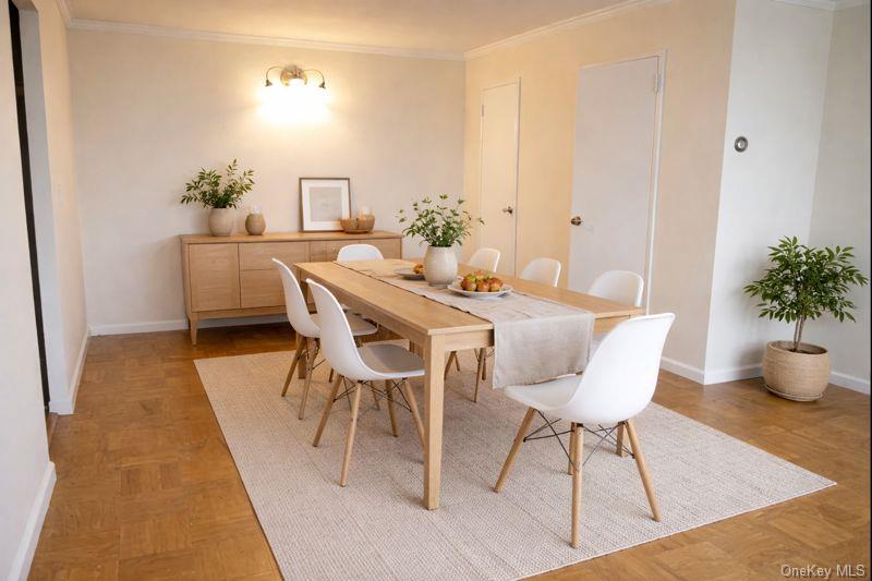 100 Clinton Avenue # 4P, Mineola, NY 11501