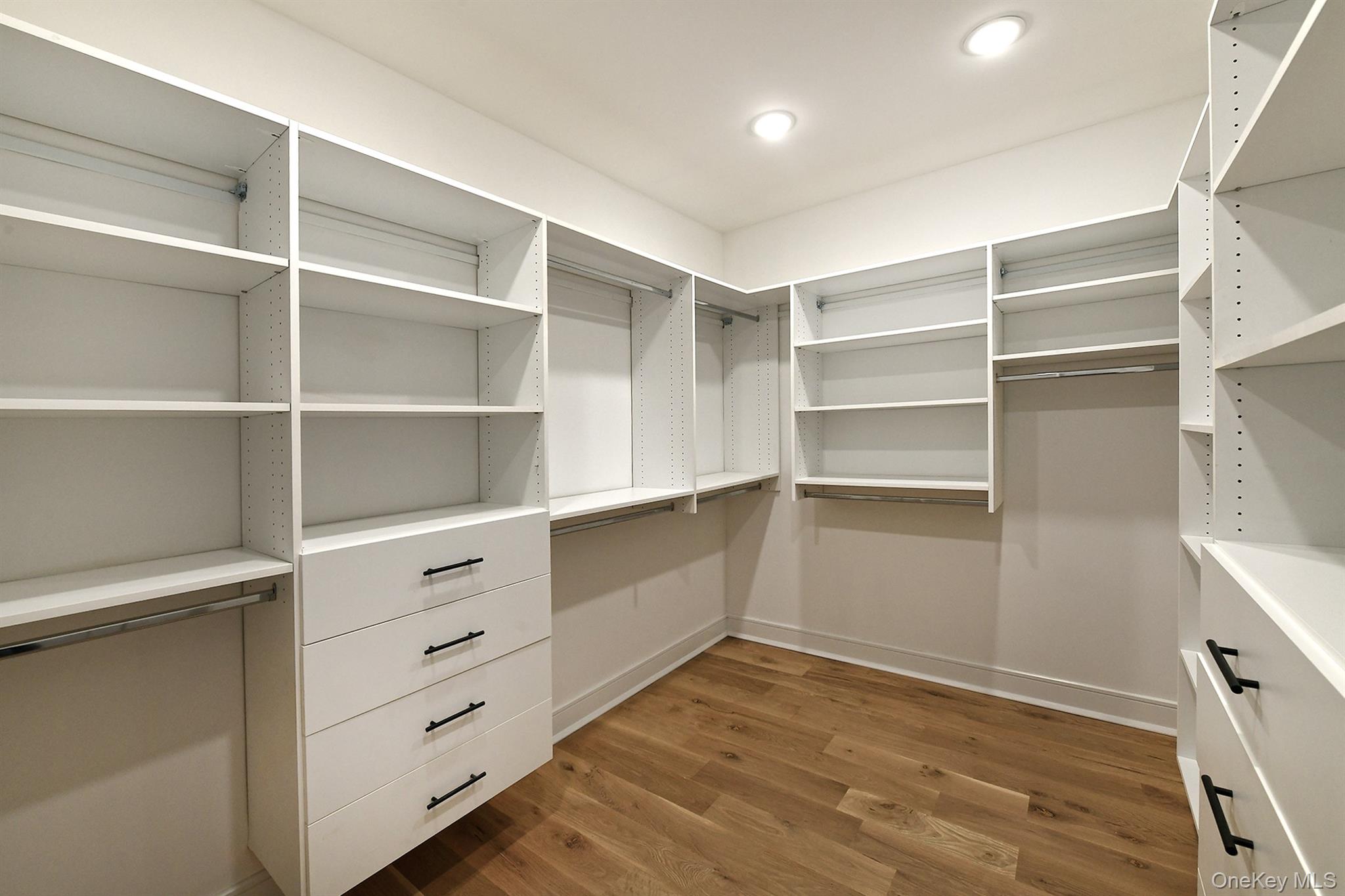 39 Forest Lane, Westbury, NY 11590