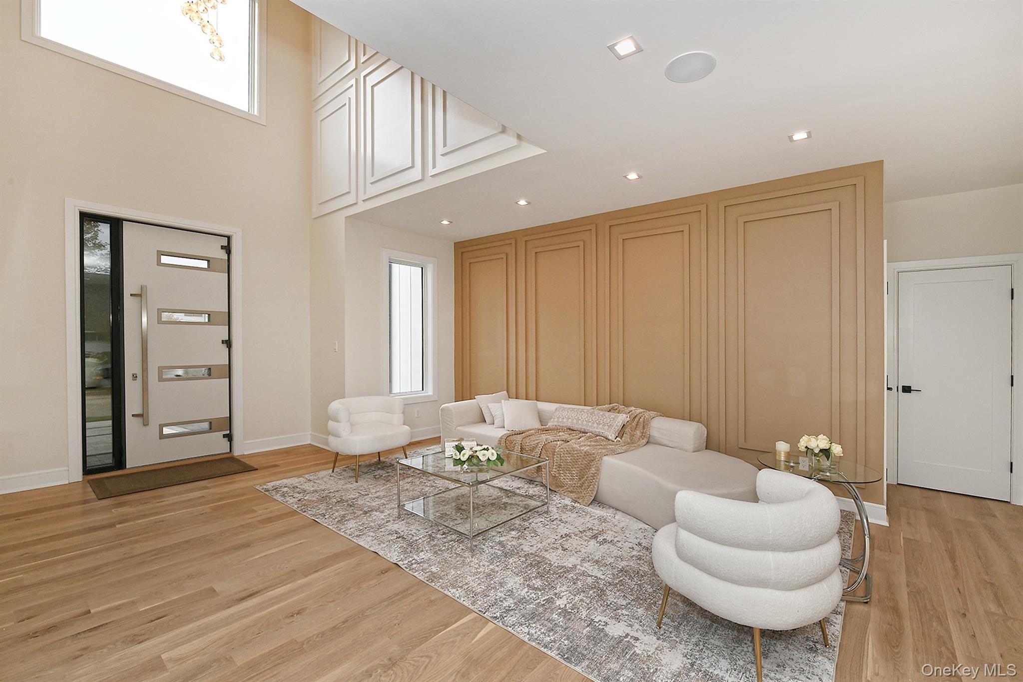 39 Forest Lane, Westbury, NY 11590