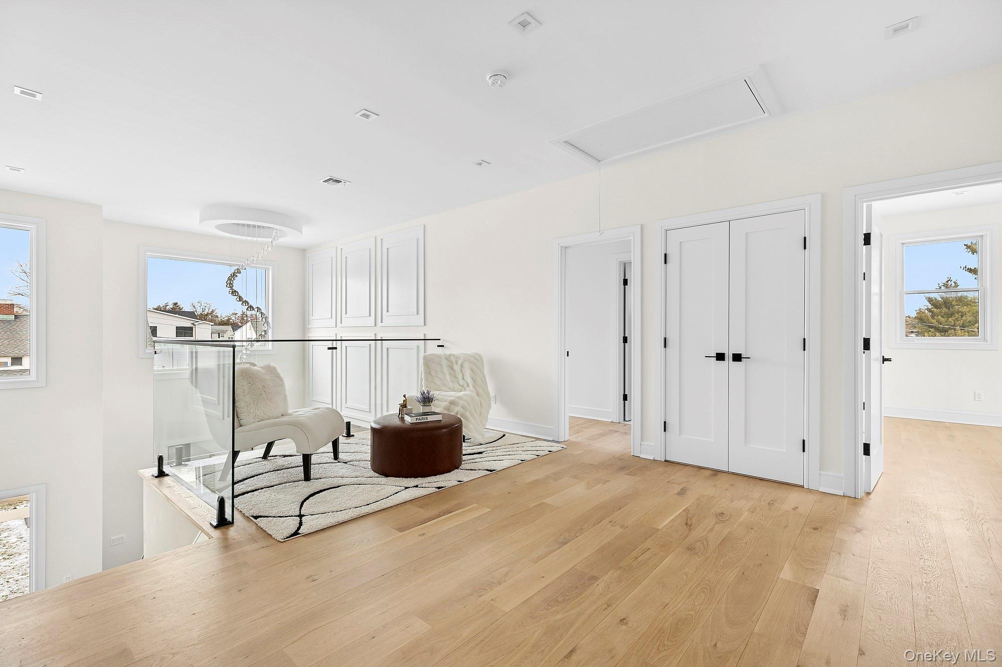 39 Forest Lane, Westbury, NY 11590