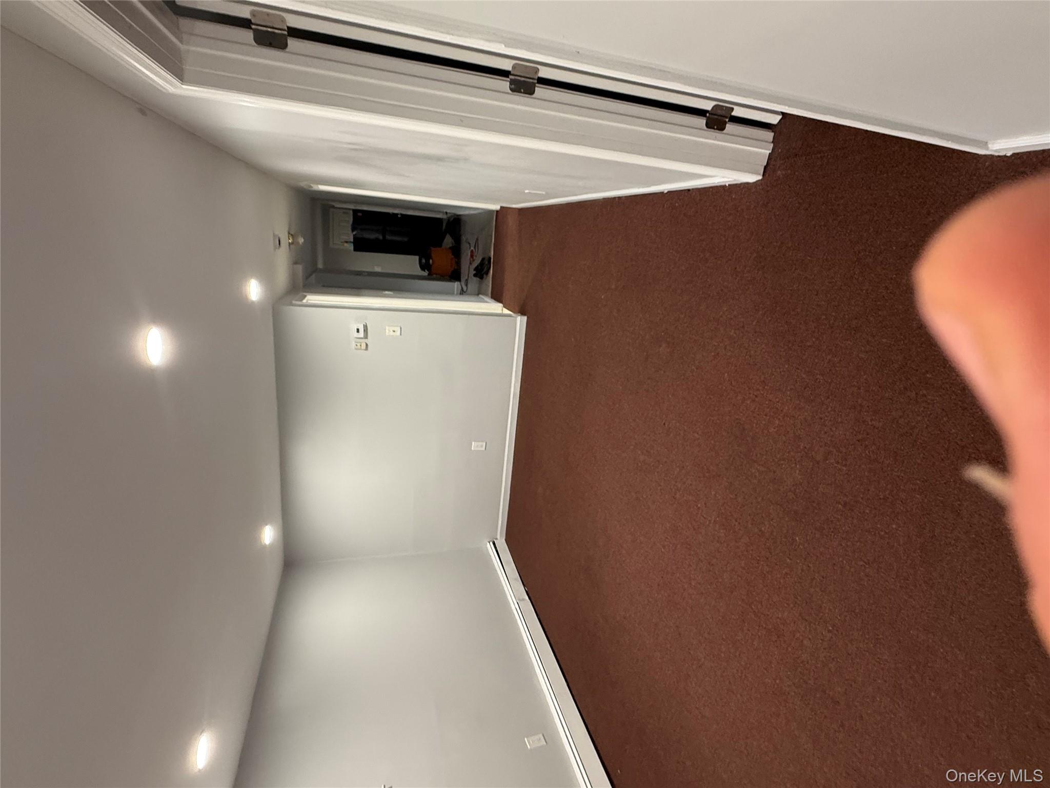 28 Weir, Hempstead, NY 11550