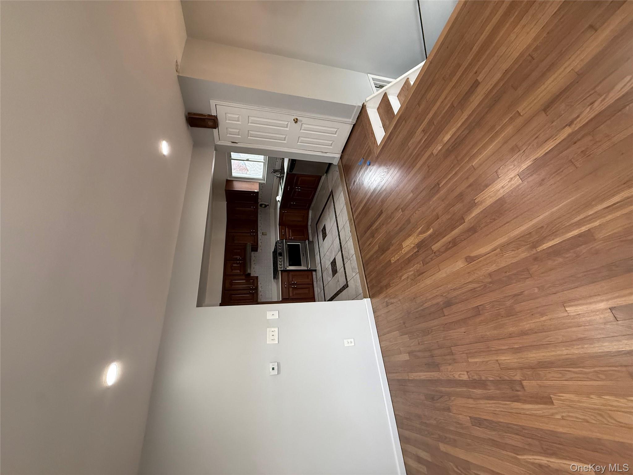 28 Weir, Hempstead, NY 11550