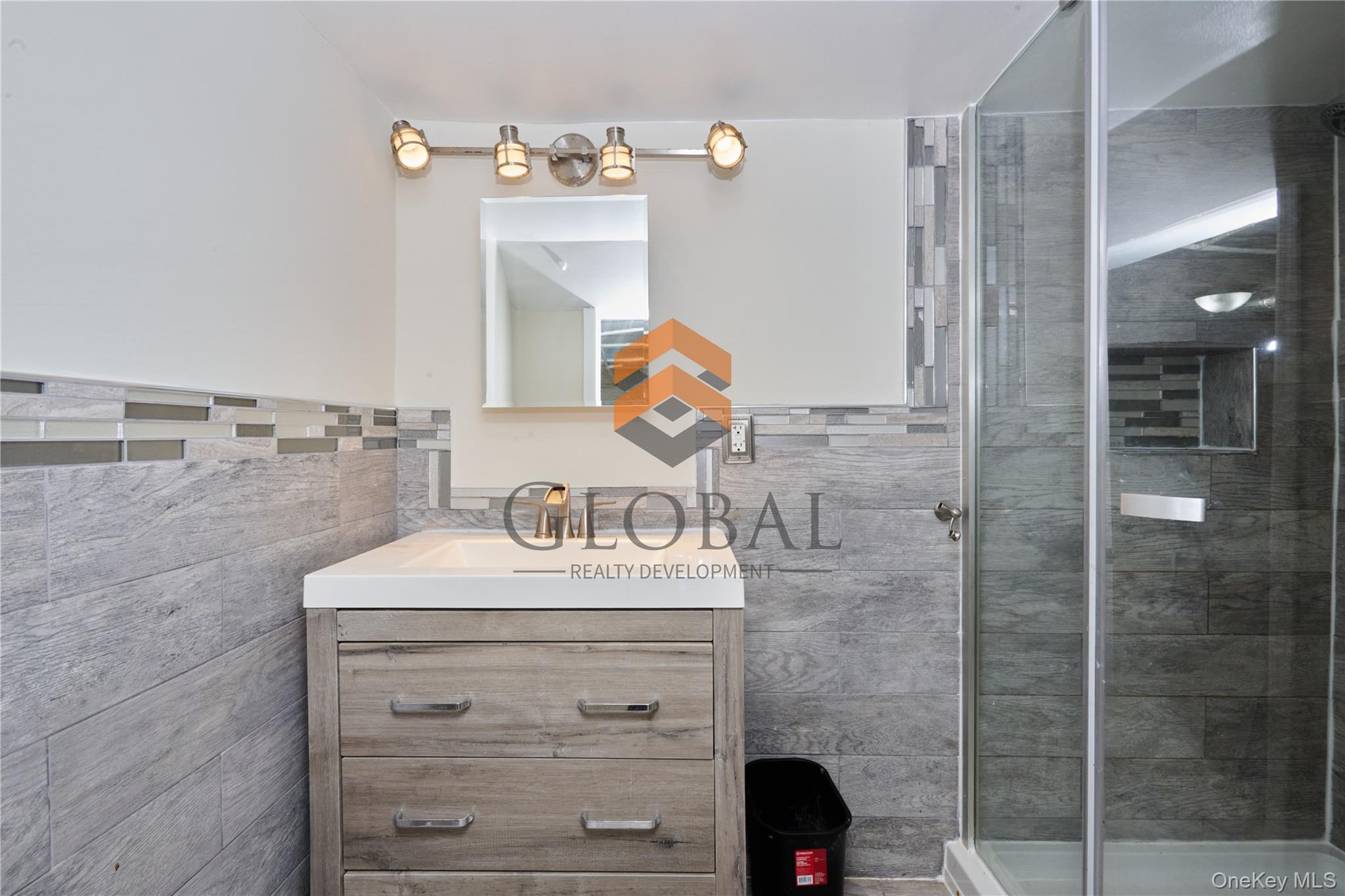 680 Union Avenue, Bronx, NY 10455