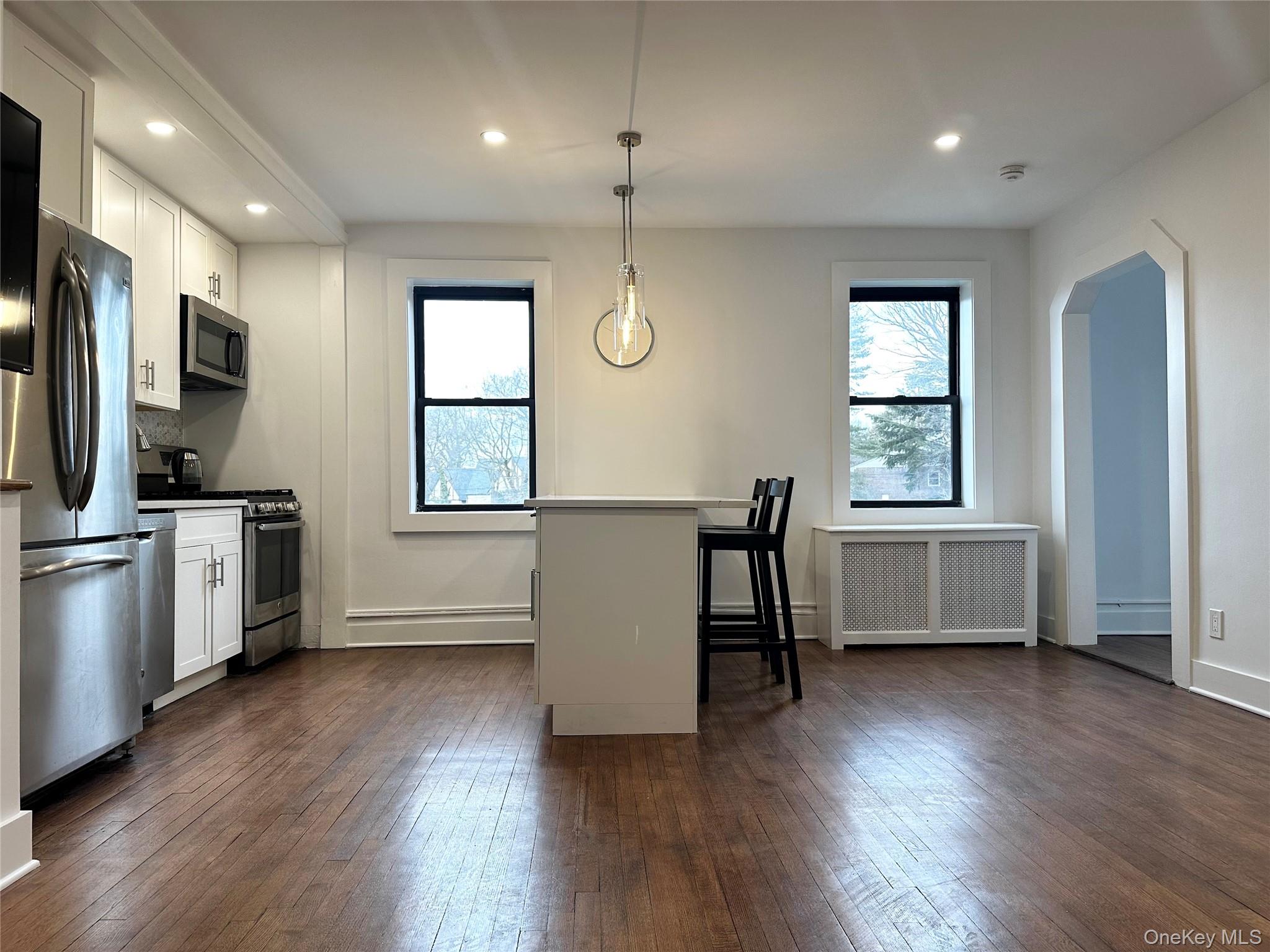 4810 Boston Post Road # 4E, Pelham, NY 10803