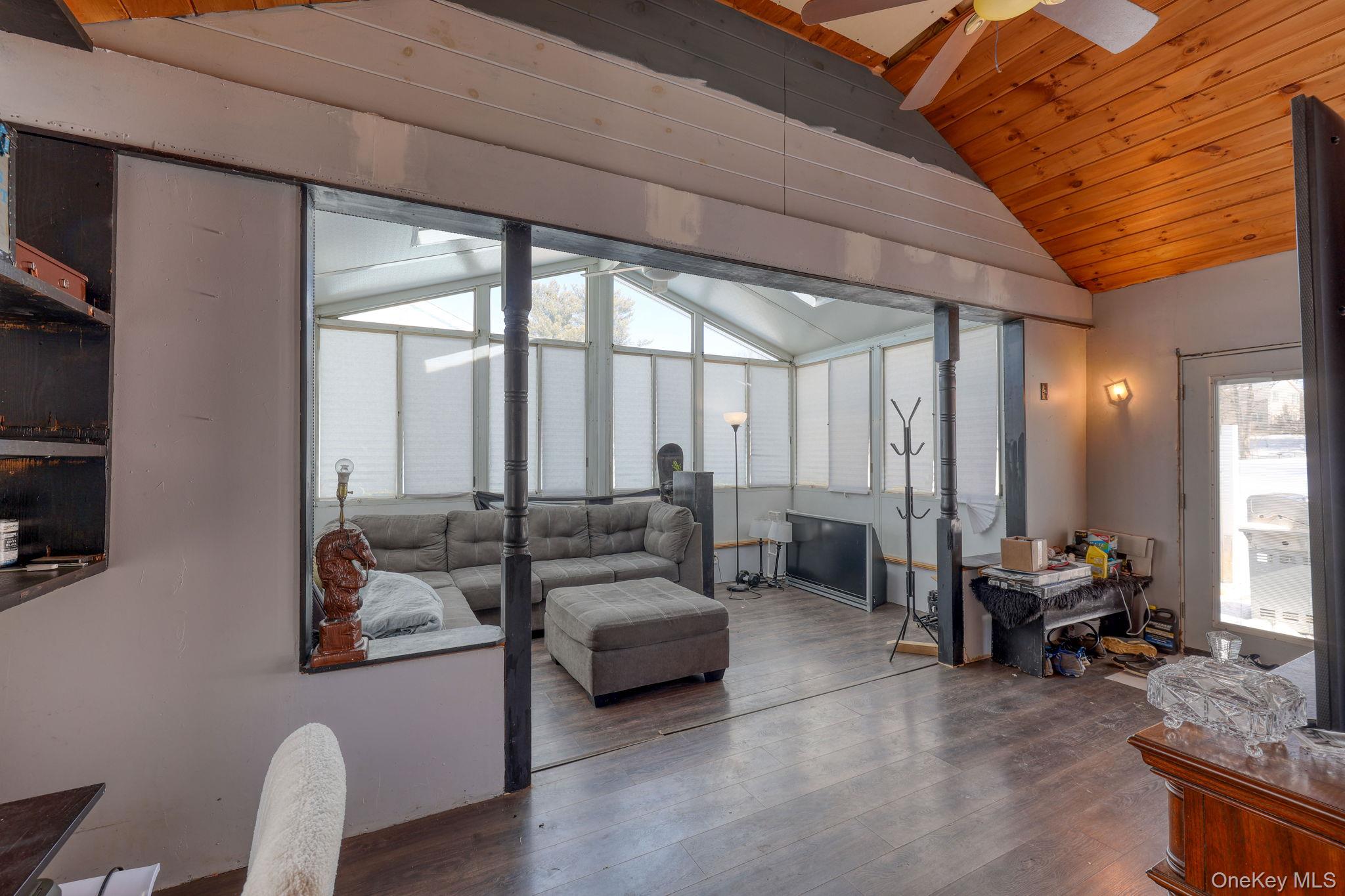 29 Vans Terrace, Lake Katrine, NY 12449