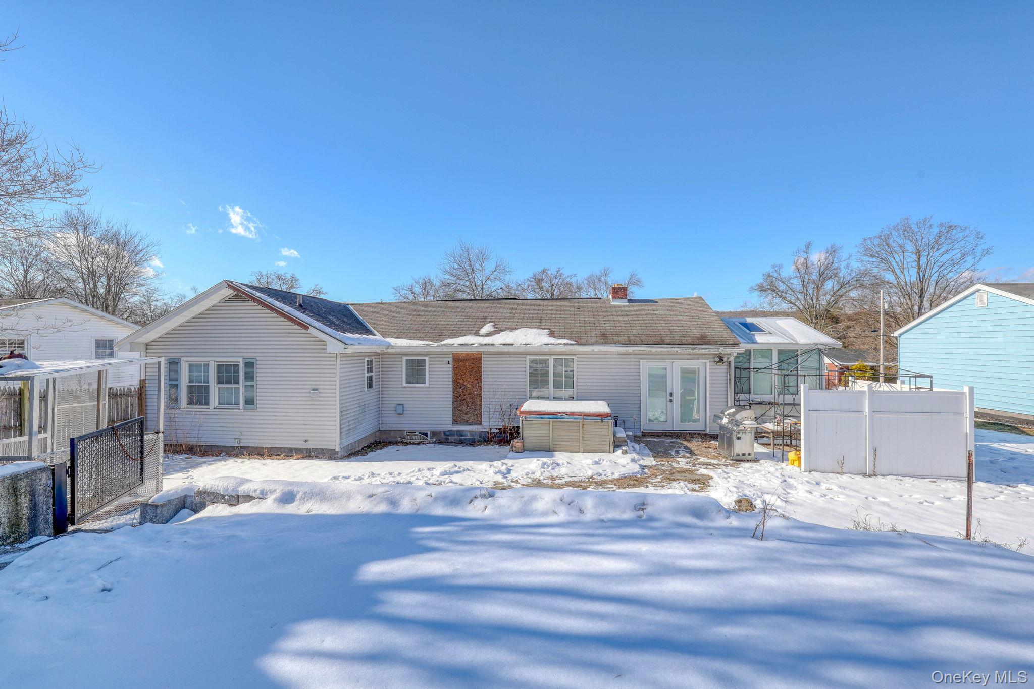 29 Vans Terrace, Lake Katrine, NY 12449