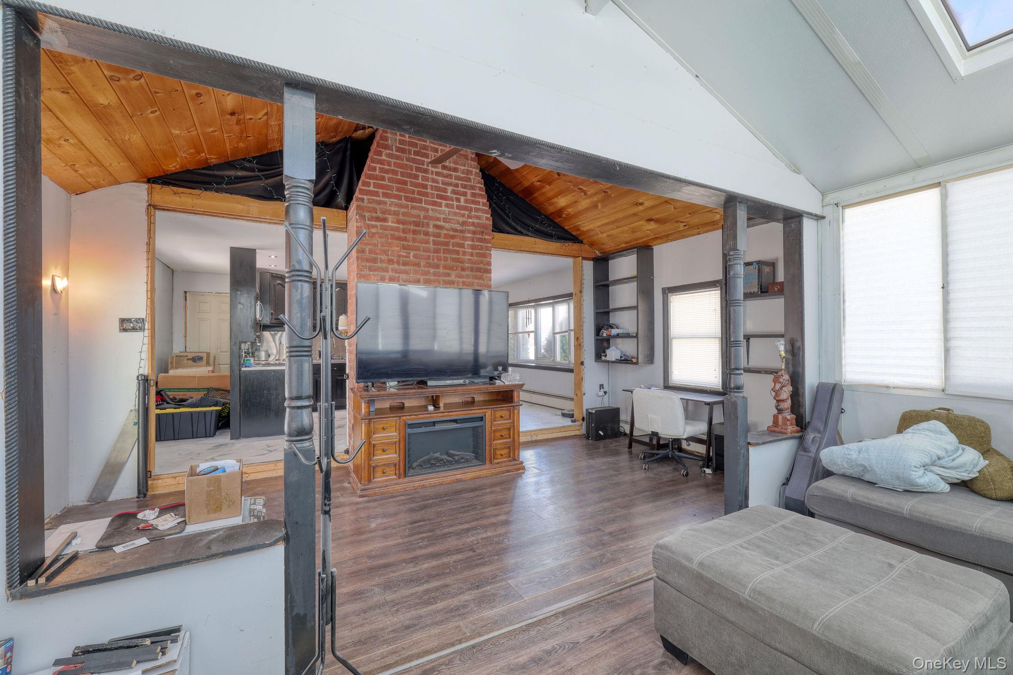 29 Vans Terrace, Lake Katrine, NY 12449