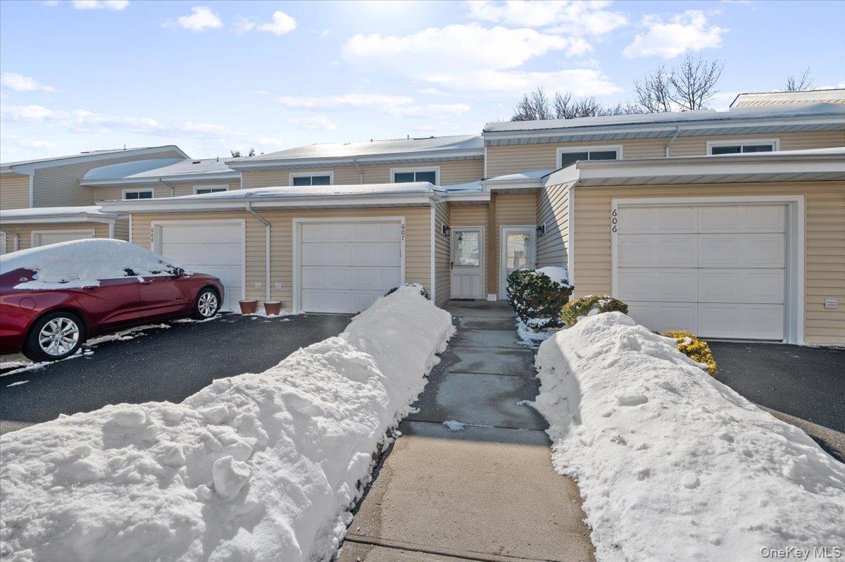 2355 Pershing Boulevard # 607, Baldwin, NY 11510