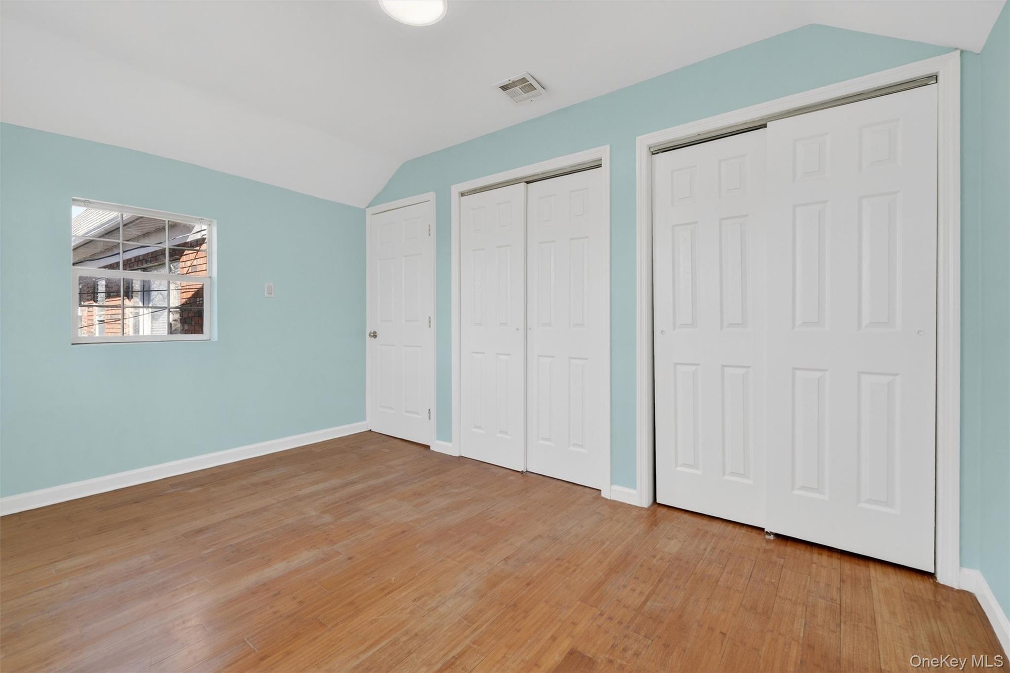 636 Throggs Neck Expressway, Bronx, NY 10465