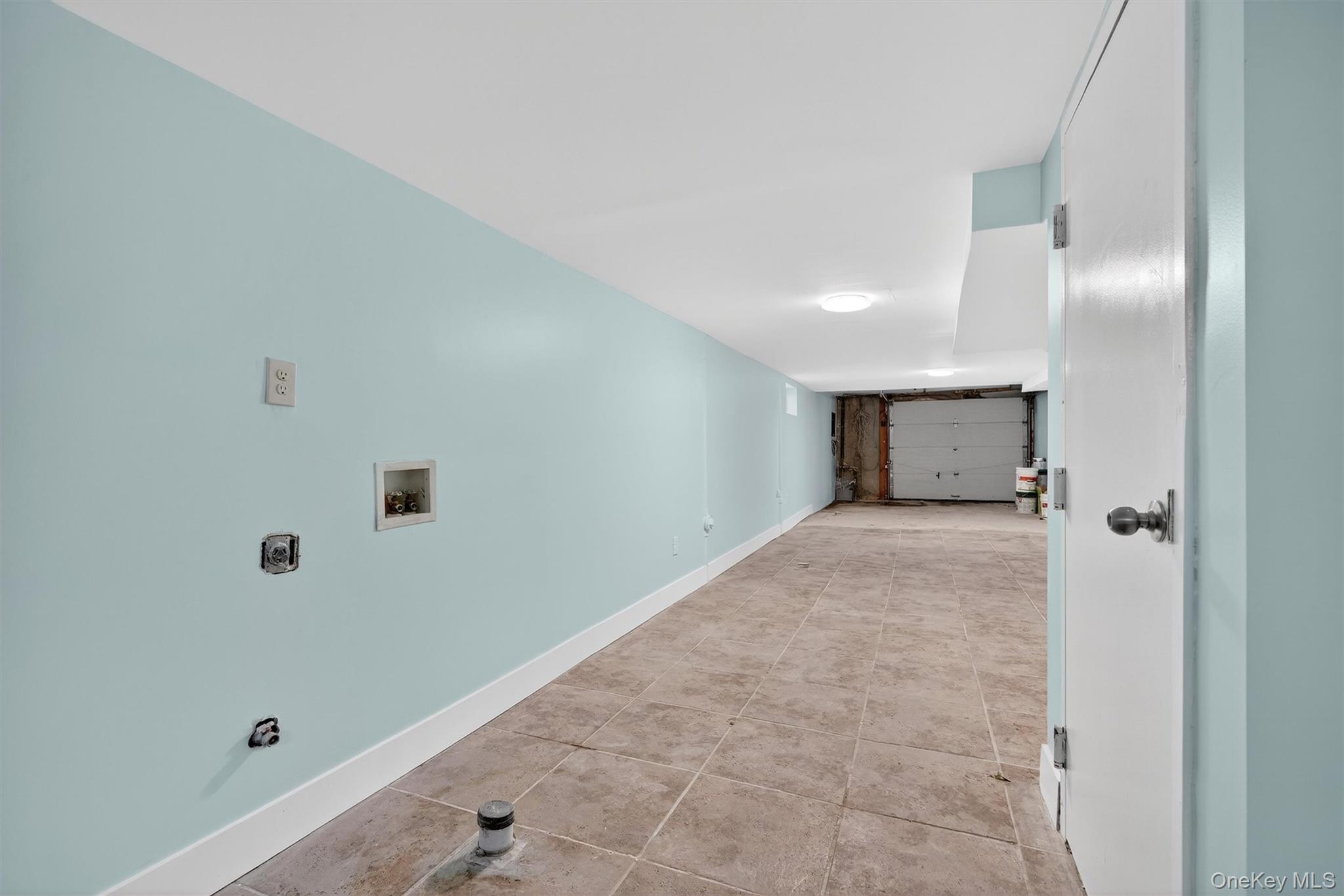 636 Throggs Neck Expressway, Bronx, NY 10465