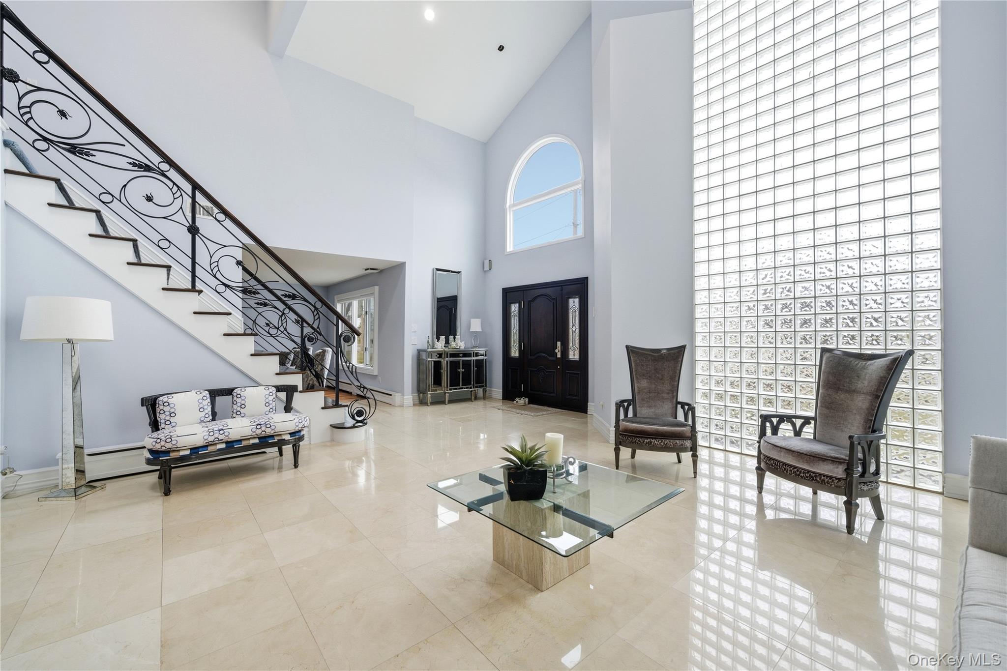 61 Bayview Avenue, Massapequa, NY 11758