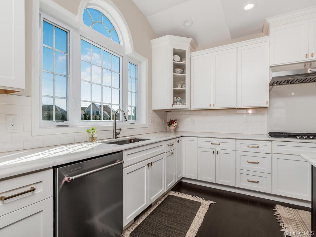 22 E Van Buren Way, Hopewell Junction, NY 12533