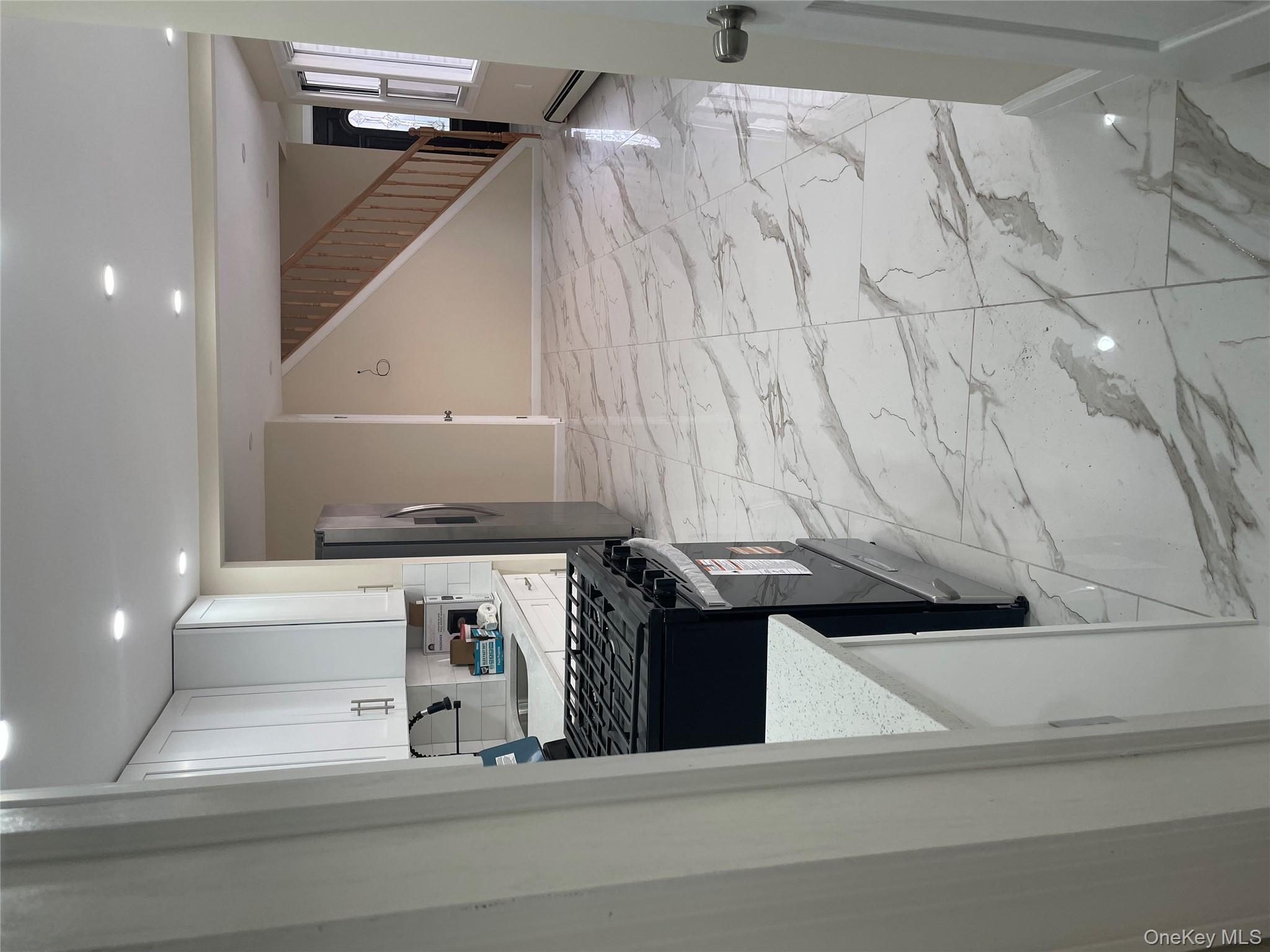 10481 165th Street, Jamaica, NY 11433