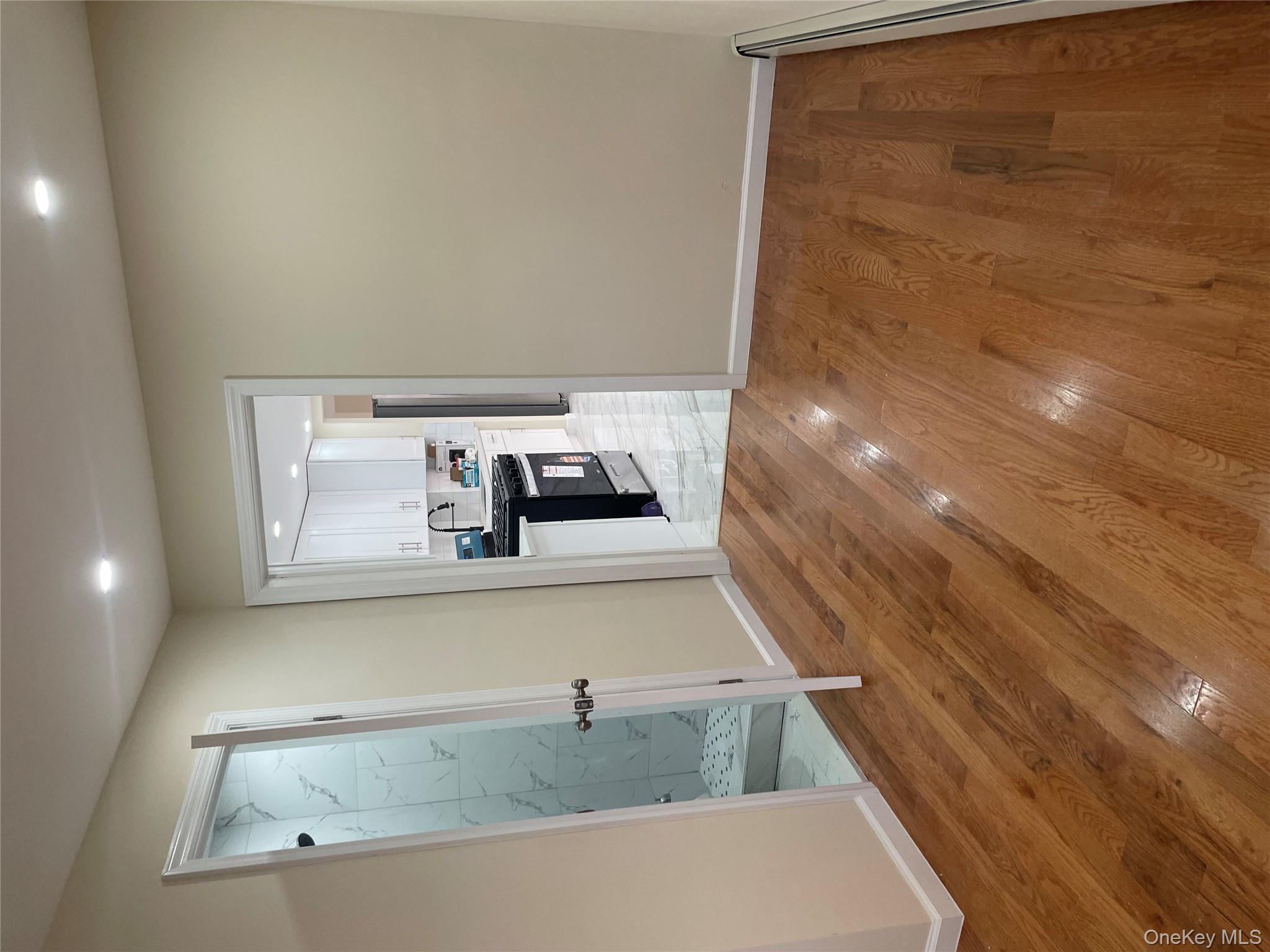 10481 165th Street, Jamaica, NY 11433