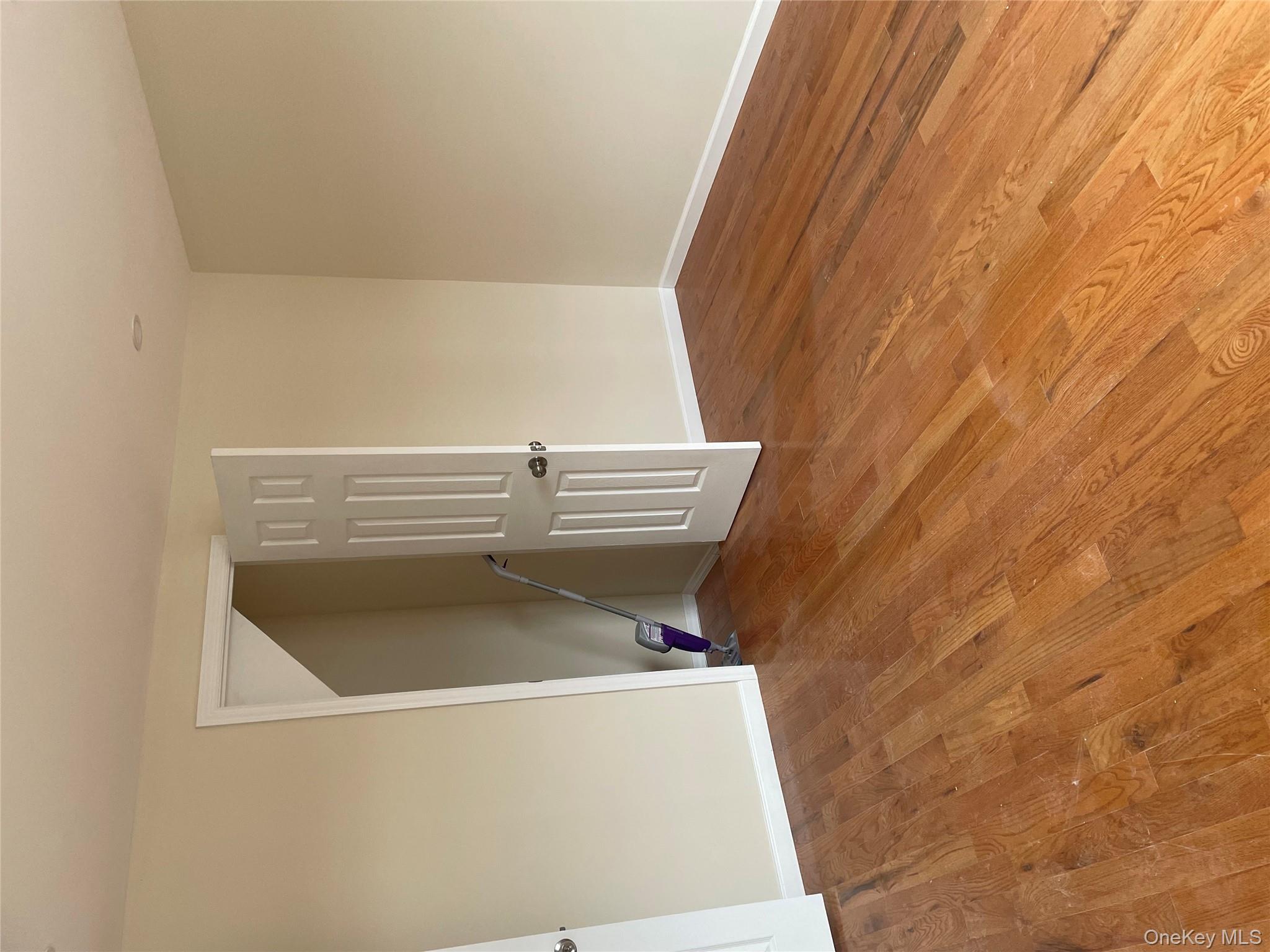 10481 165th Street, Jamaica, NY 11433