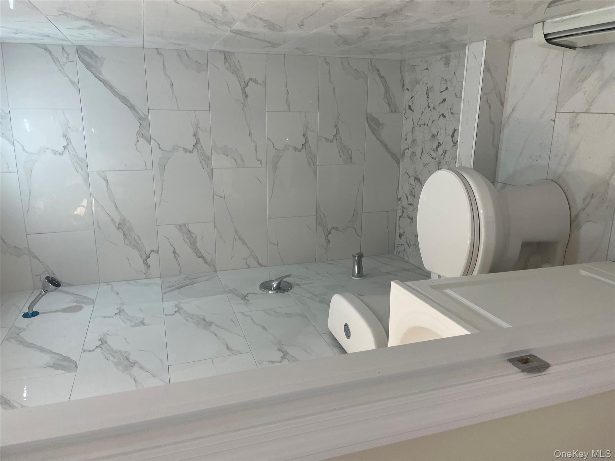 10481 165th Street, Jamaica, NY 11433