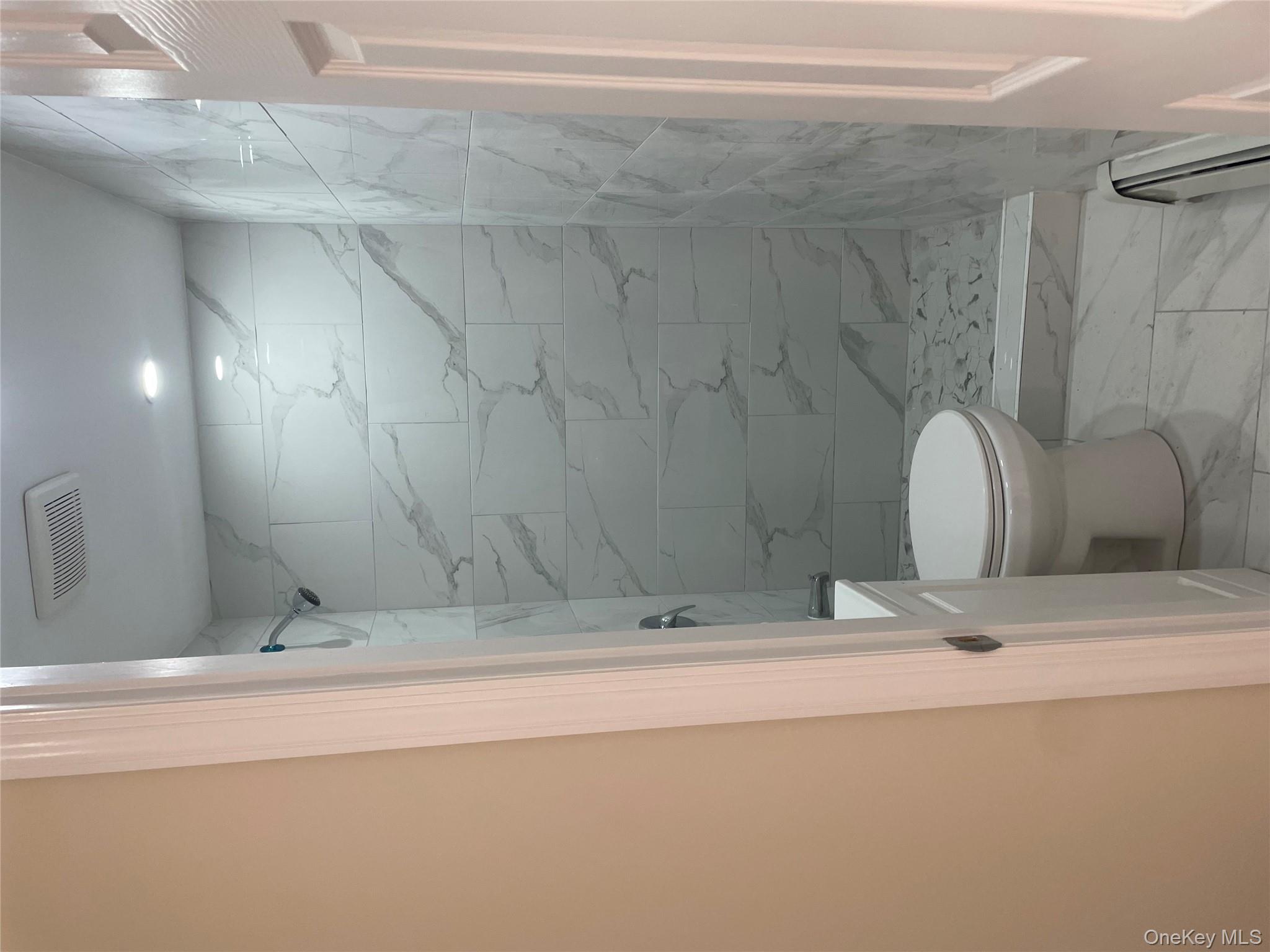 10481 165th Street, Jamaica, NY 11433