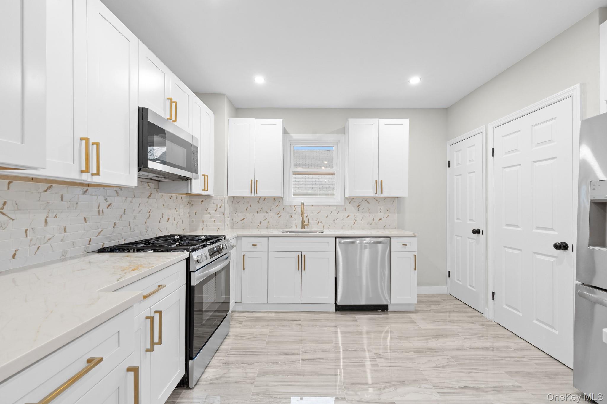 187-41 Tioga Drive, Saint Albans, NY 11412