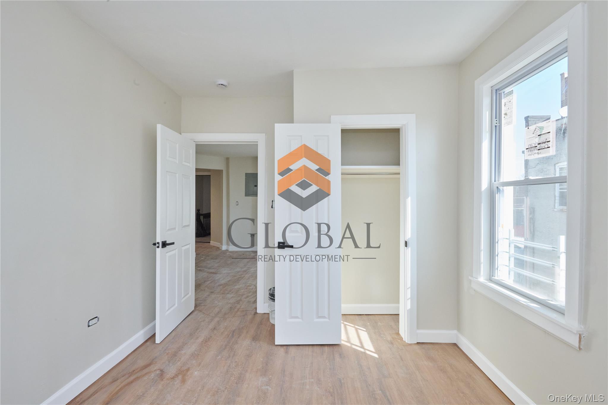 762 E 221st Street, Bronx, NY 10467