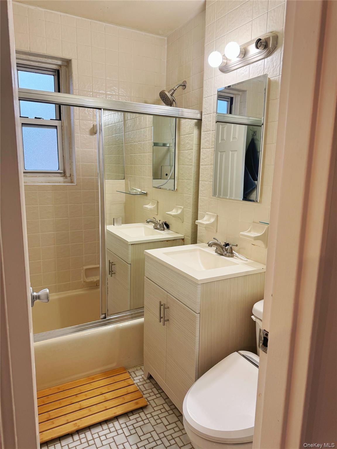 35-36 Clearview Expy # 369, Bayside, NY 11361