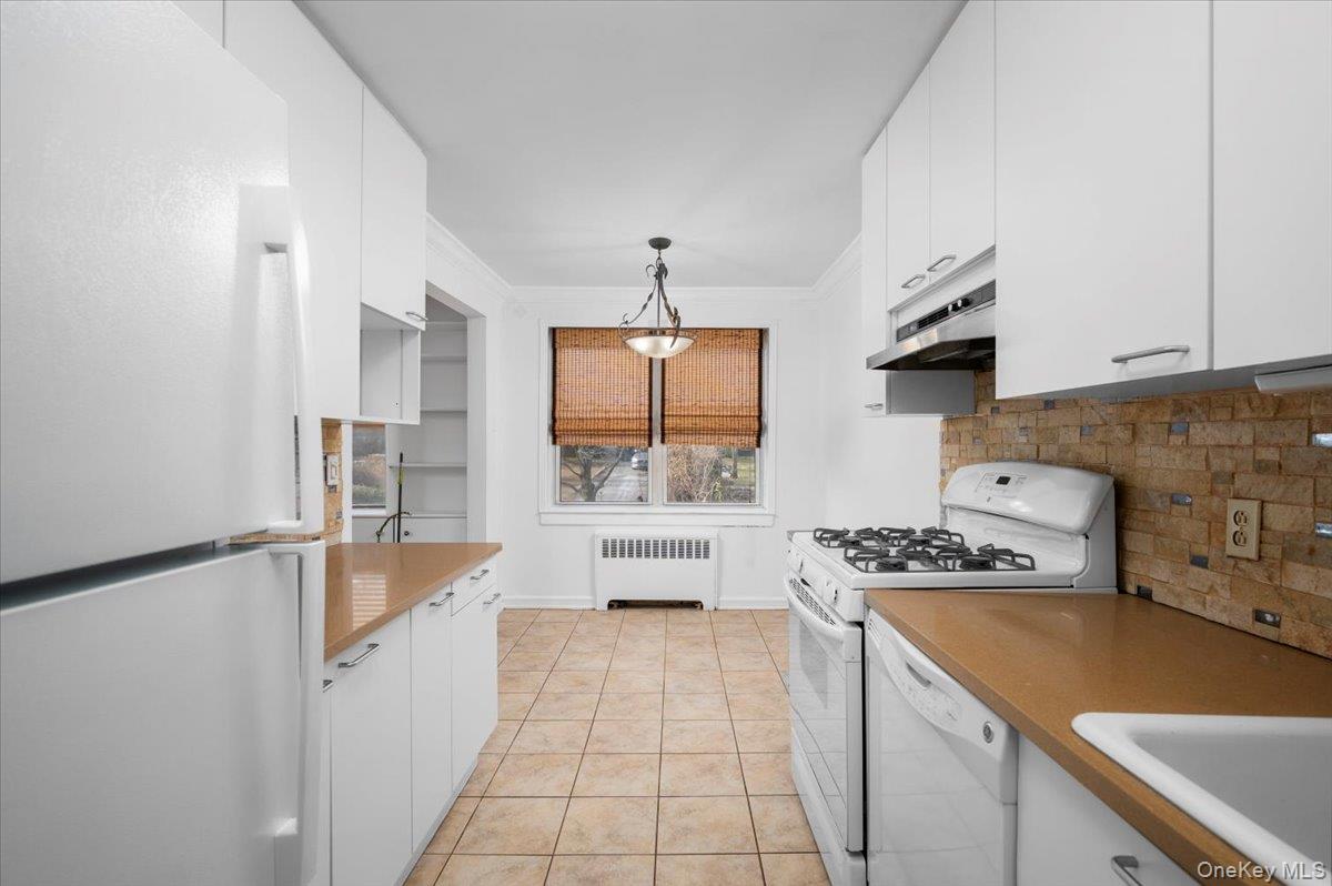 20 Keogh Lane # 1b, New Rochelle, NY 10805