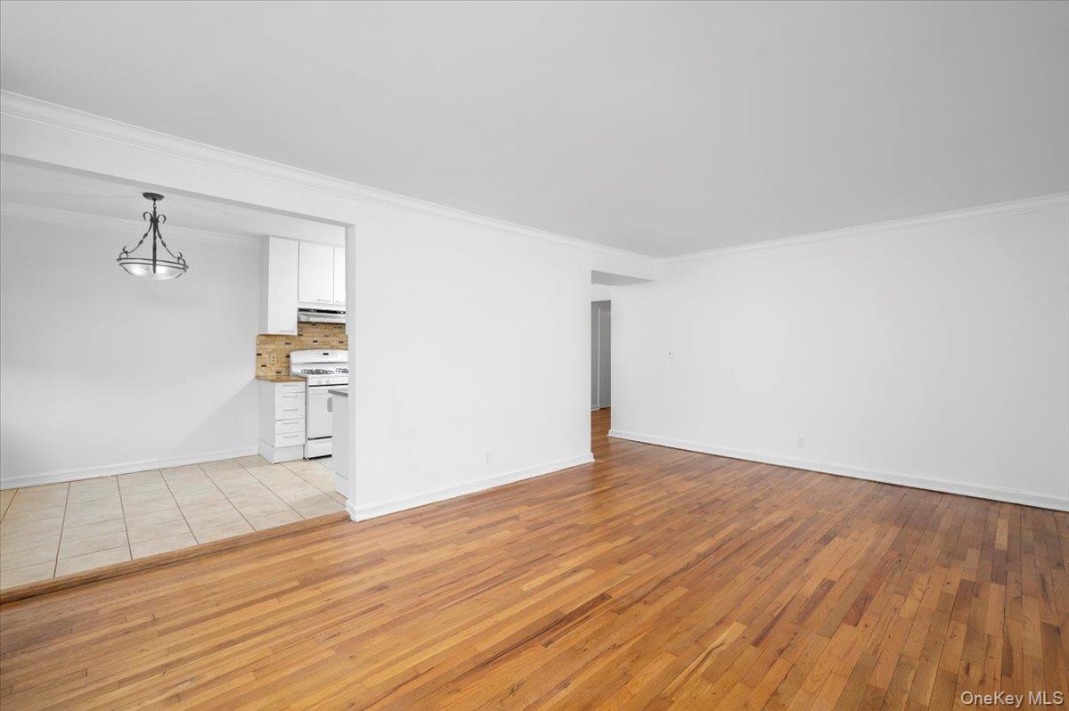 20 Keogh Lane # 1b, New Rochelle, NY 10805