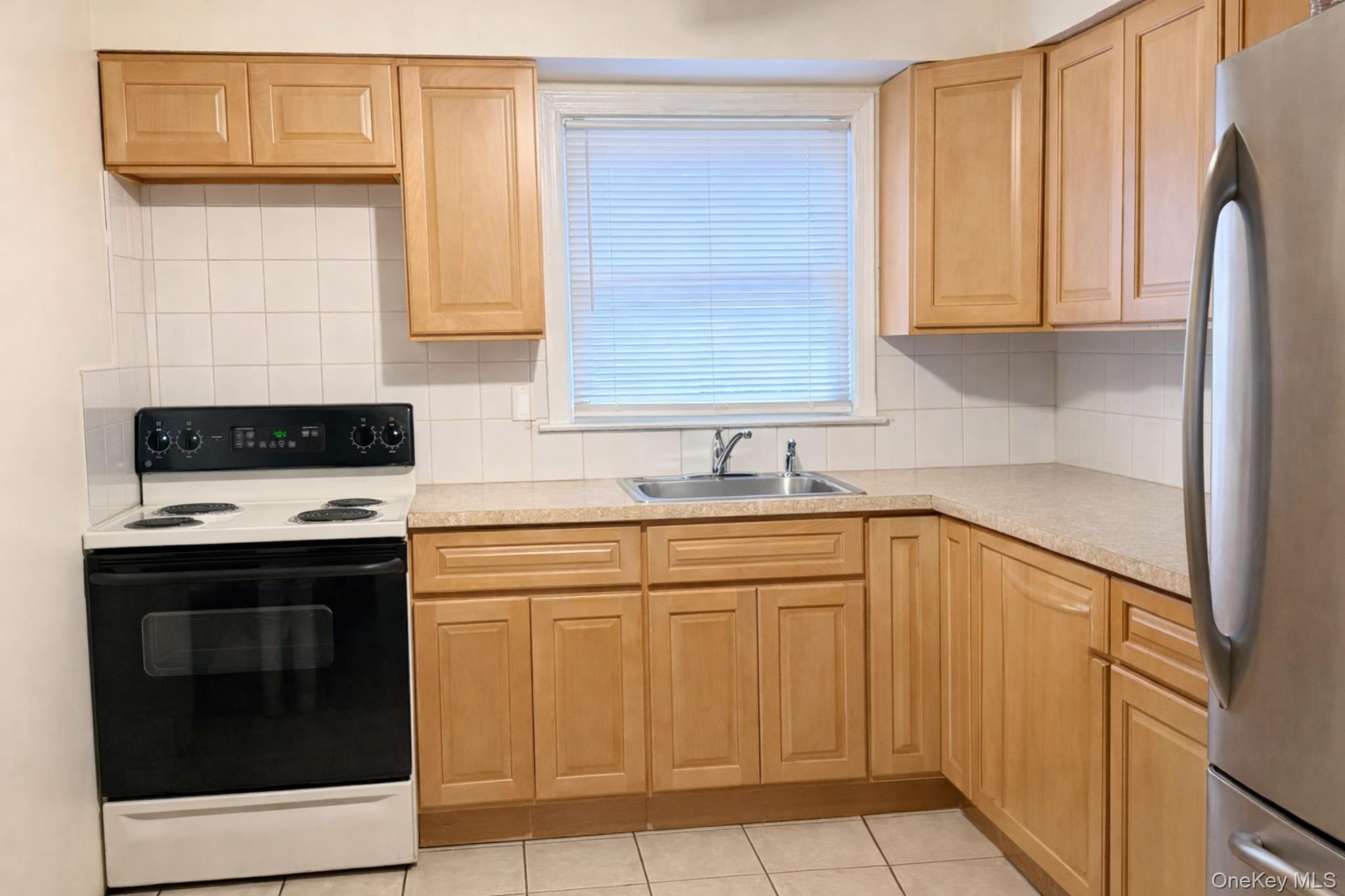 9 Ivy Street # 1st Floor, Farmingdale, NY 11735