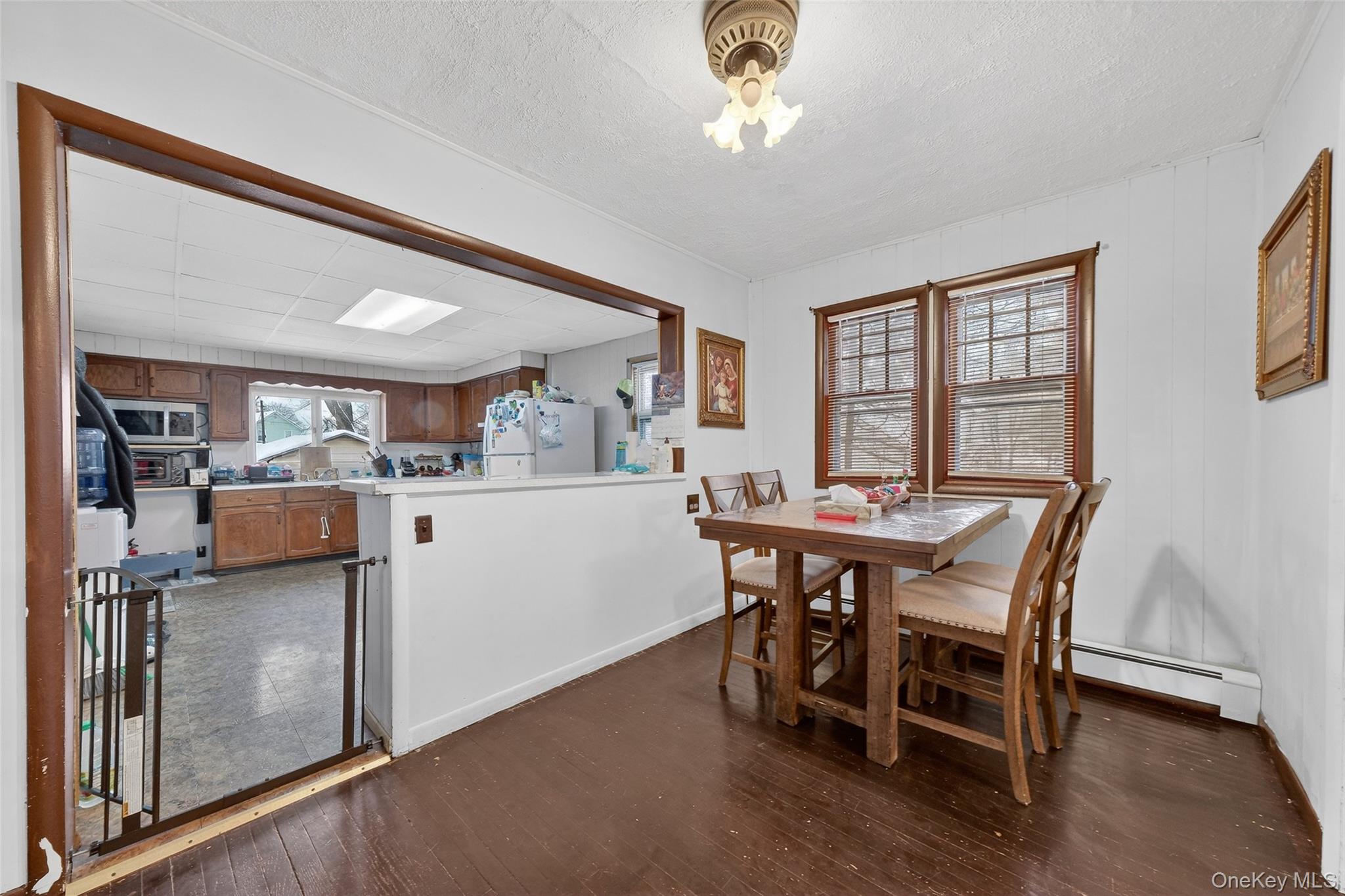 5 Miller Place, Poughkeepsie, NY 12601