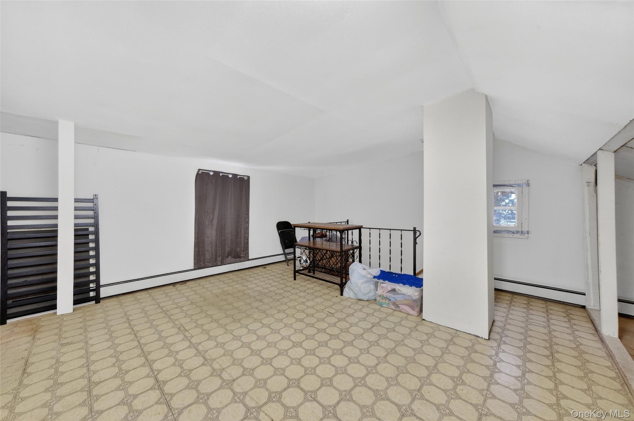 5 Miller Place, Poughkeepsie, NY 12601