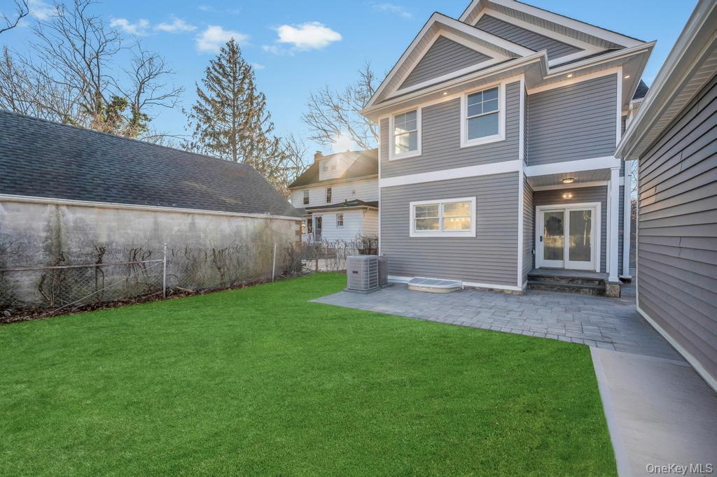 141 Emerson Avenue, Floral Park, NY 11001