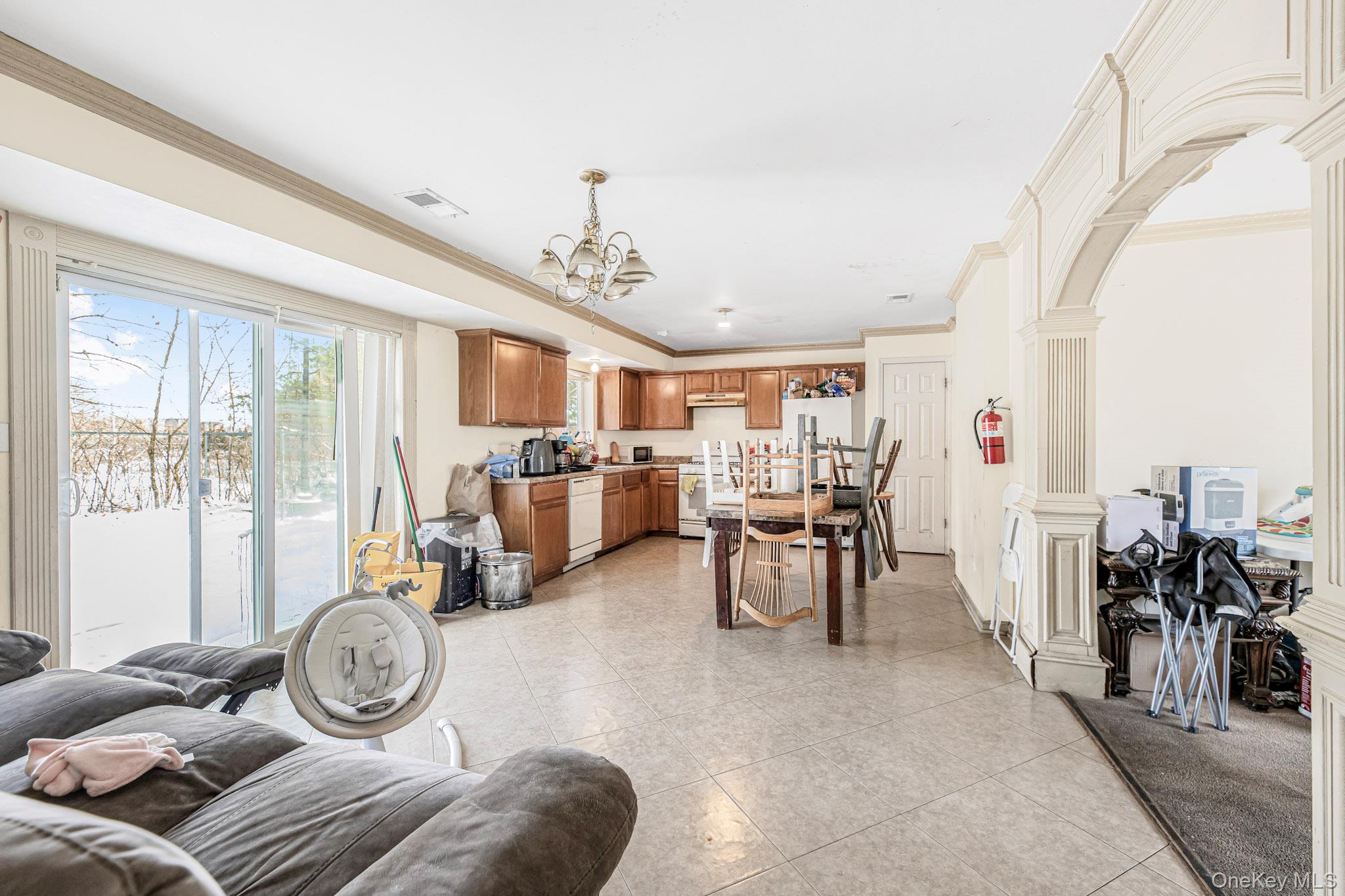 17 Blanchard Street, Middletown, NY 10940