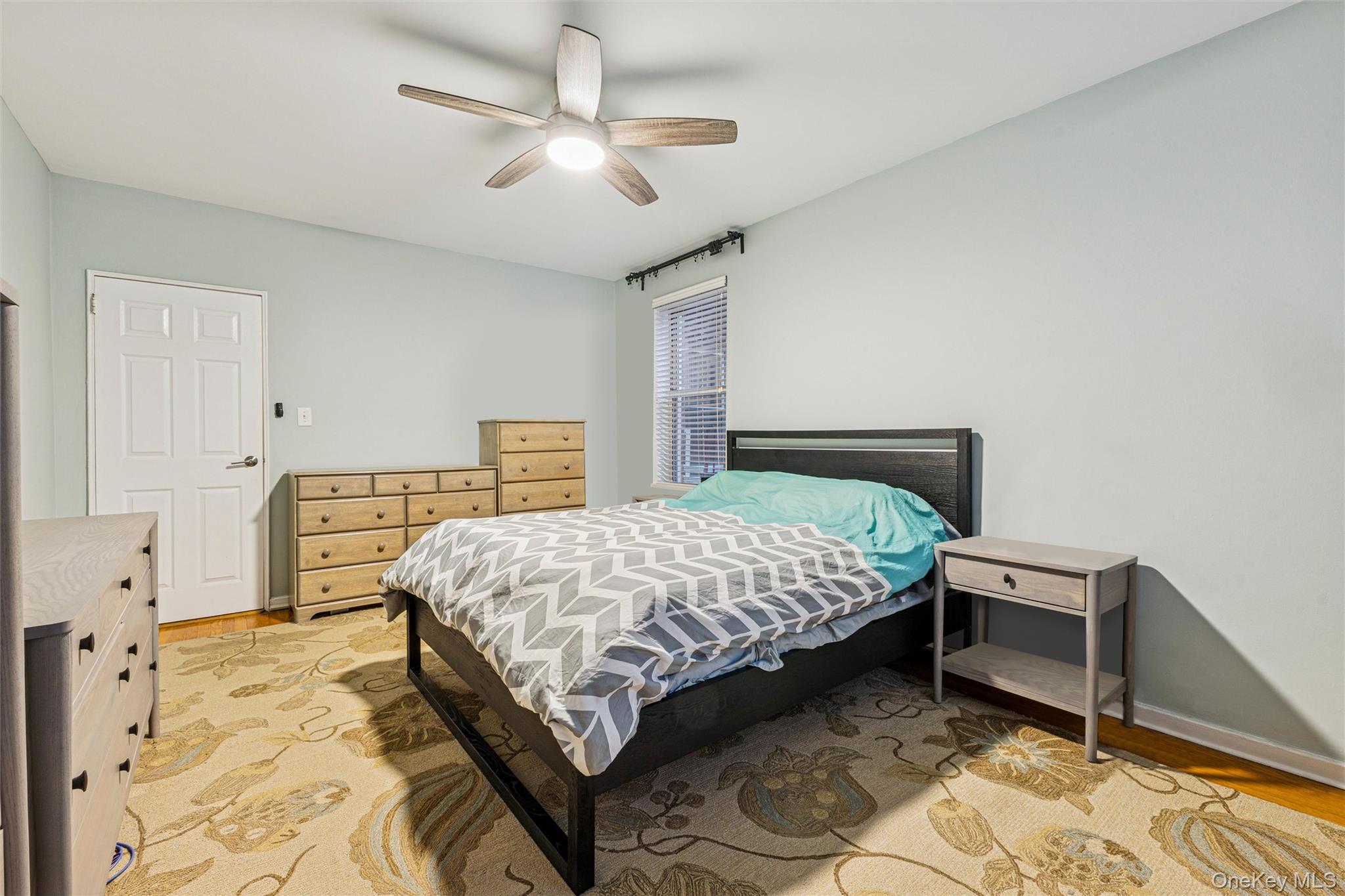 67-38 108th Street # D21, Forest Hills, NY 11375