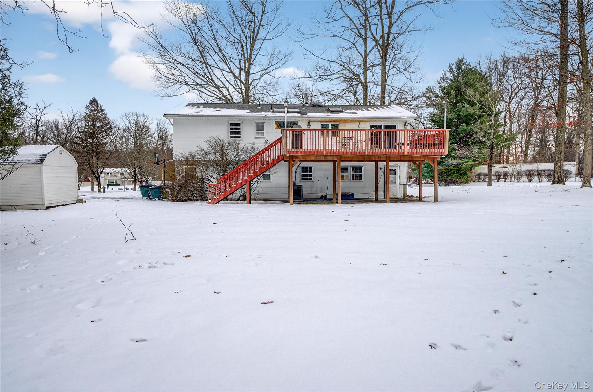 4 Lois Lane, Monsey, NY 10952