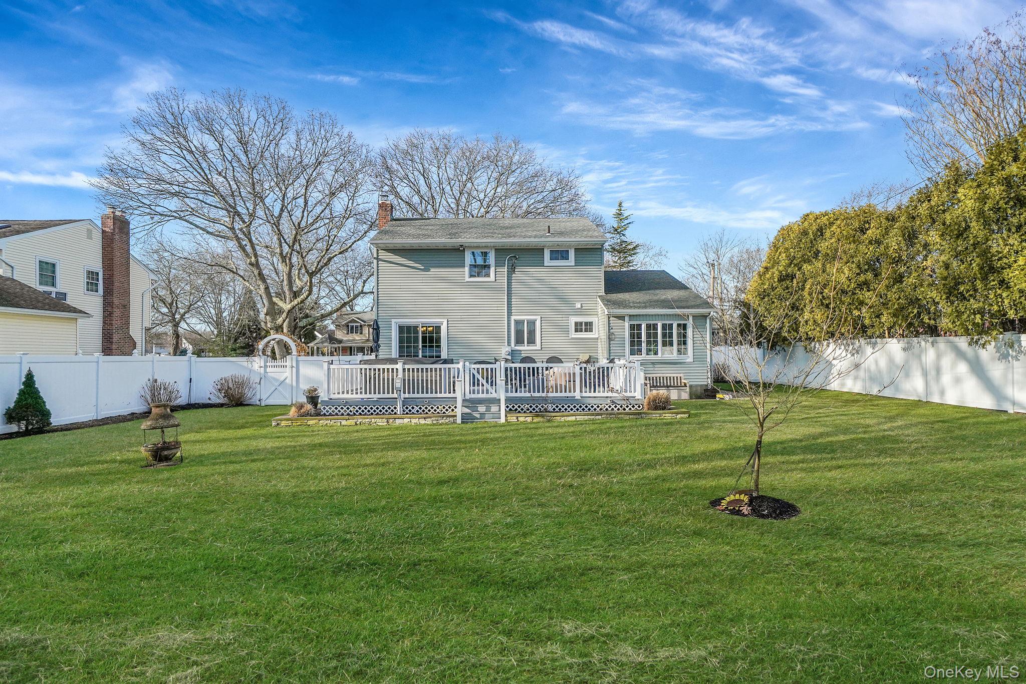 263 Keswick Drive, East Islip, NY 11730