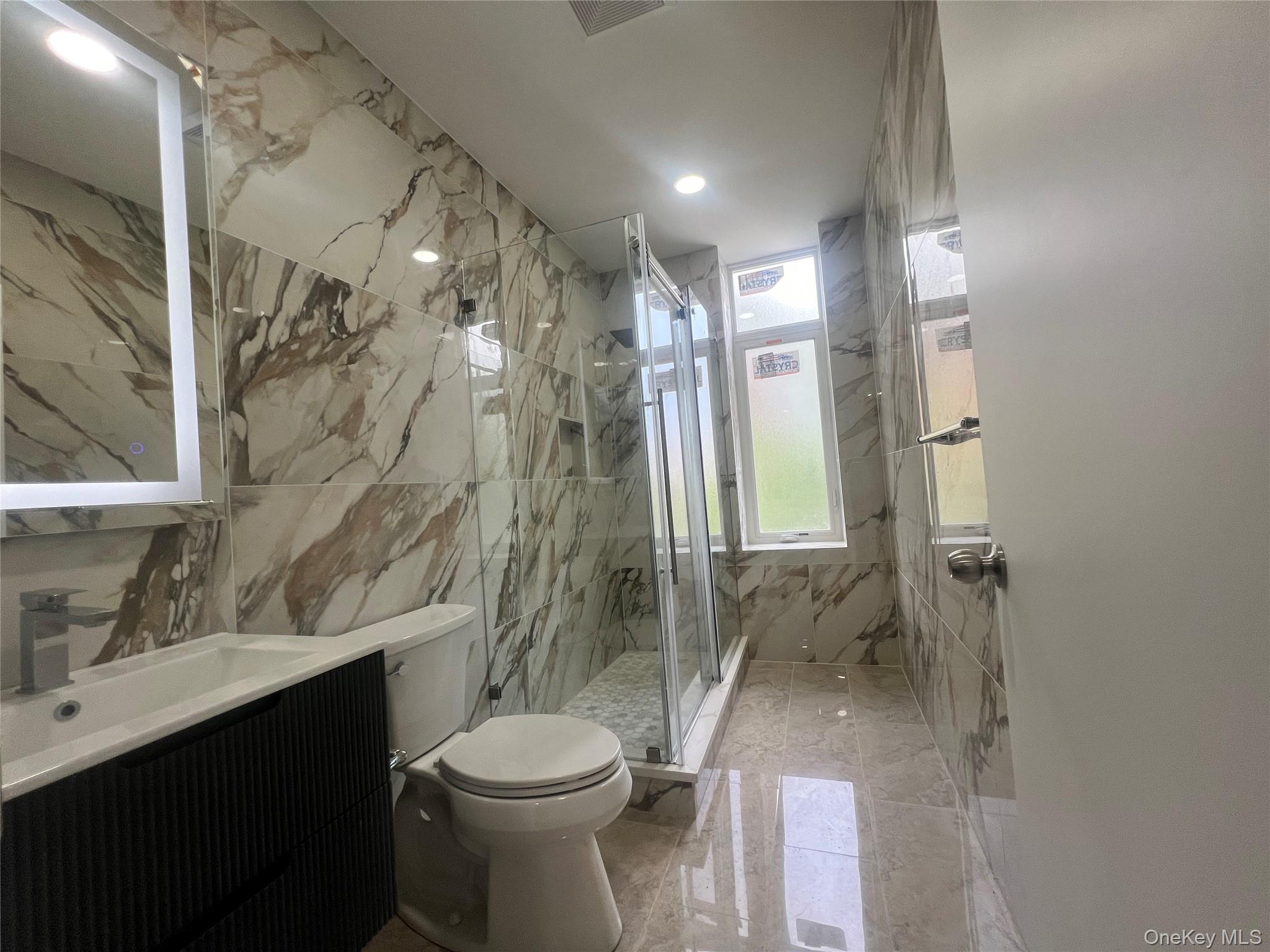 118 street 515 1/2, New York (Manhattan), NY 10035