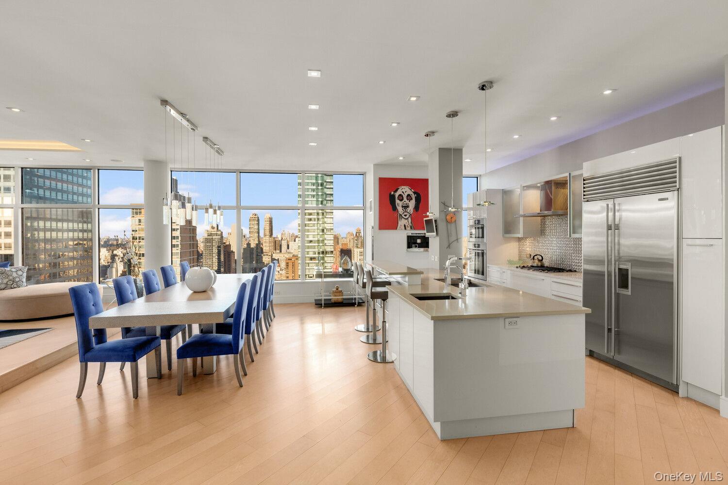 250 E 54TH Street # 42PH4, New York (Manhattan), NY 10022