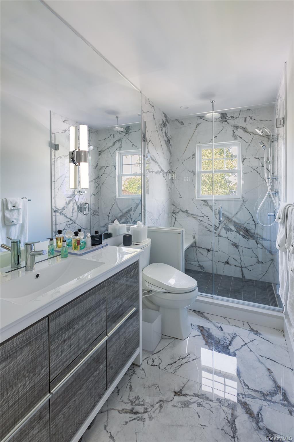 172 5th Street, Greenport, NY 11944