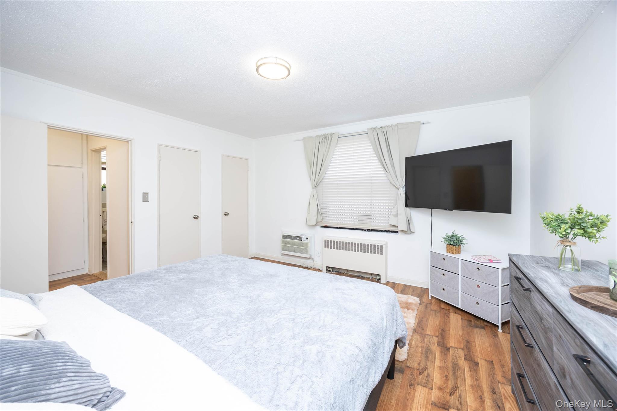 70-07 Park Drive E # A, Kew Garden Hills, NY 11367