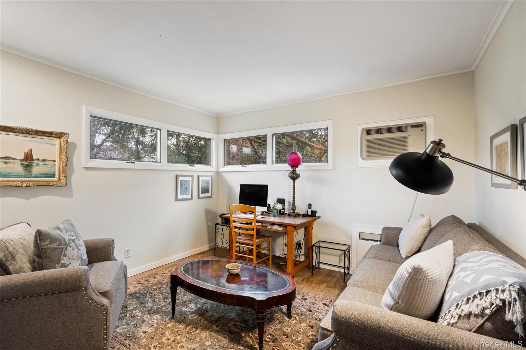 32 Arbor Road, East Hills, NY 11577