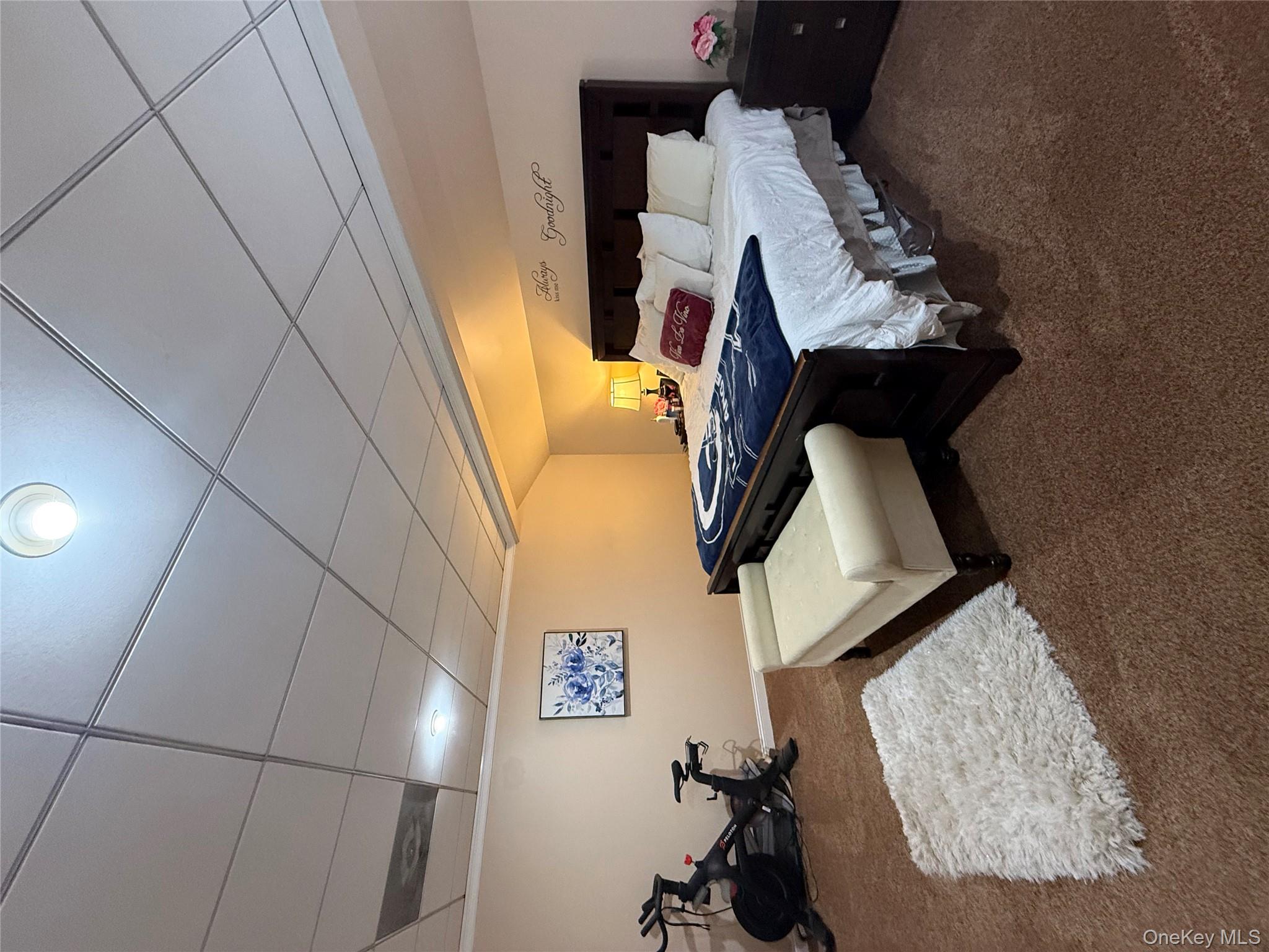 57 Laurel Road, Lindenhurst, NY 11757