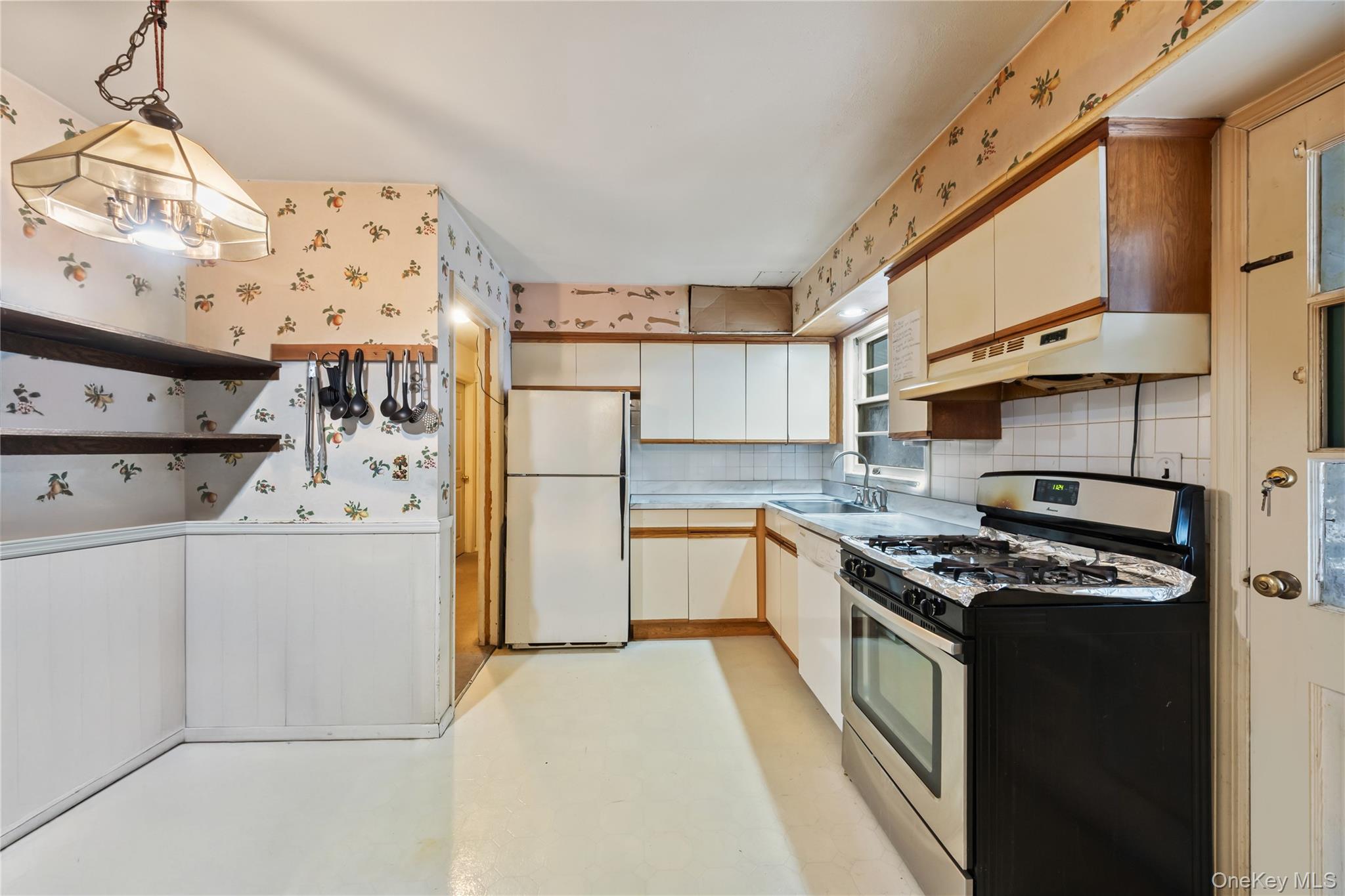 4 Haskell Avenue, Suffern, NY 10901