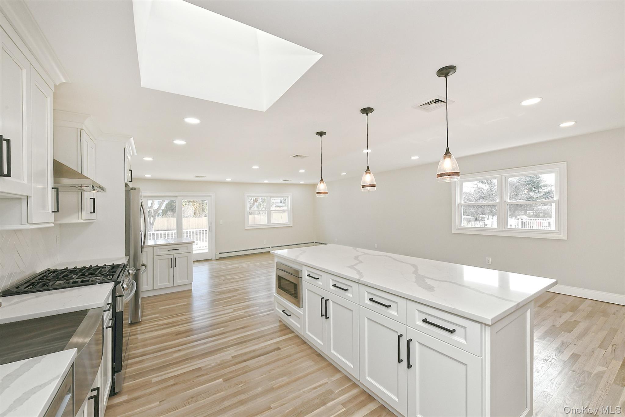 230 Townline Road, Commack, NY 11725