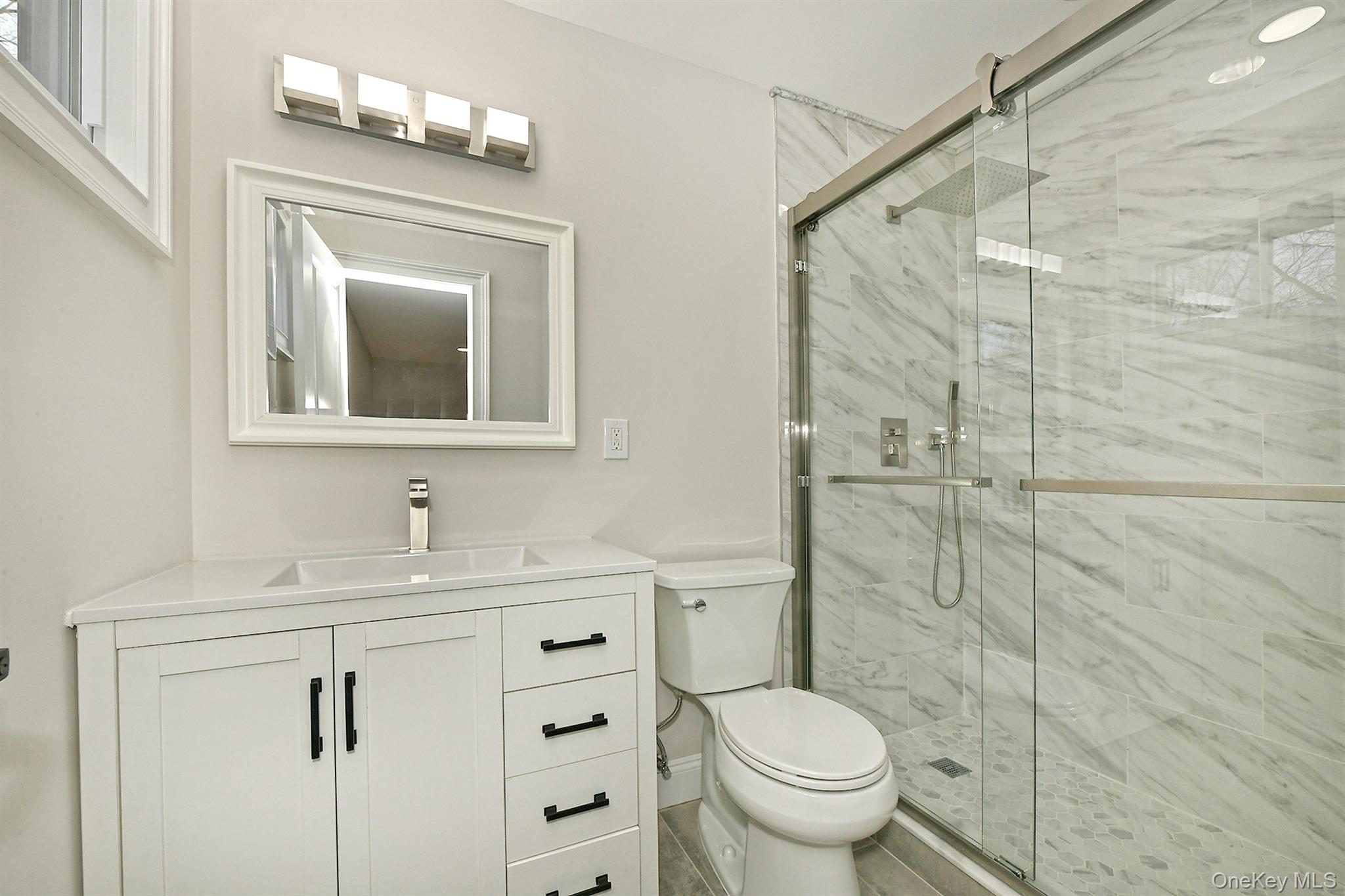 230 Townline Road, Commack, NY 11725