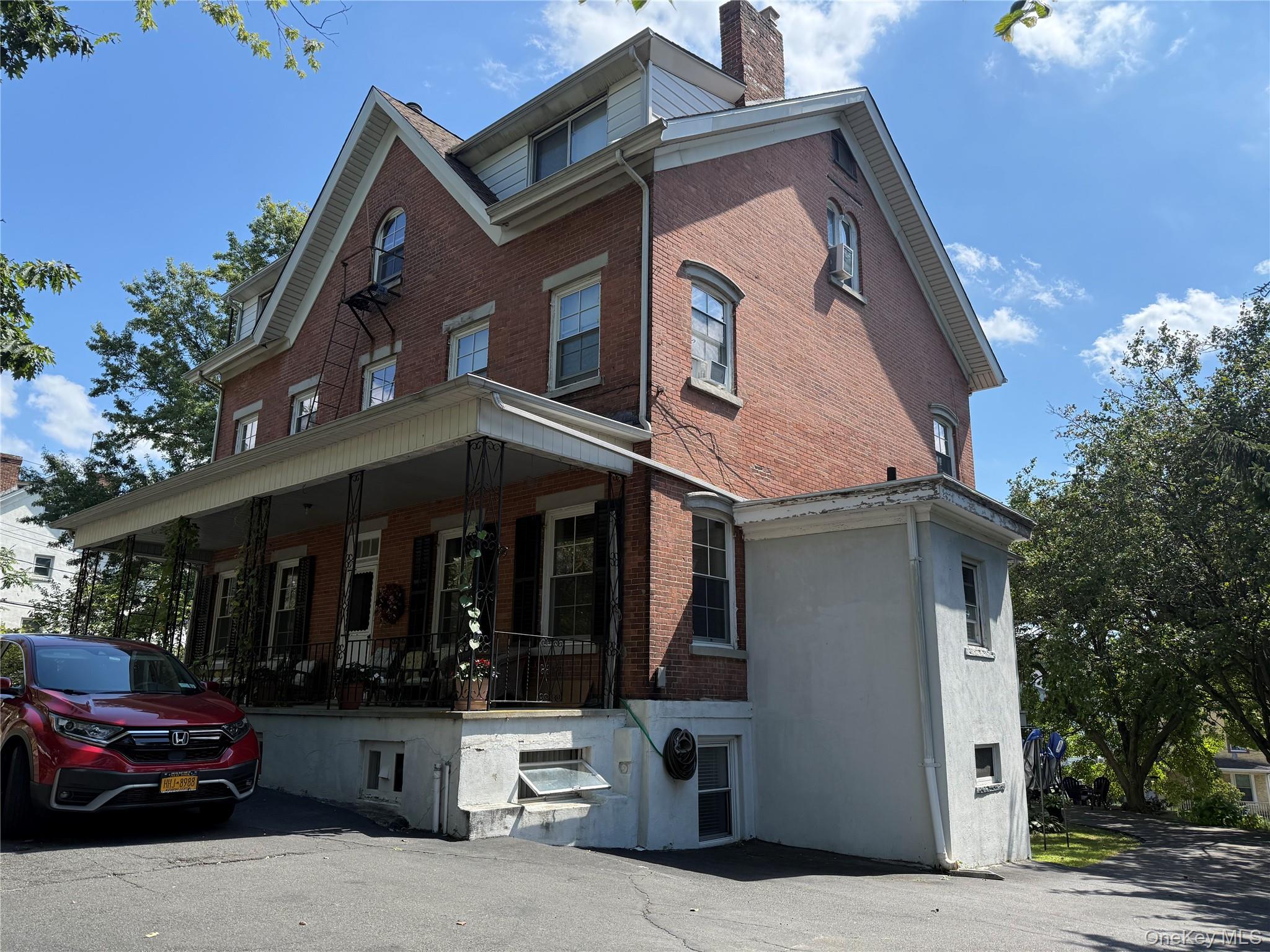 5 Wood Court # 2nd Floor, Tarrytown, NY 10591