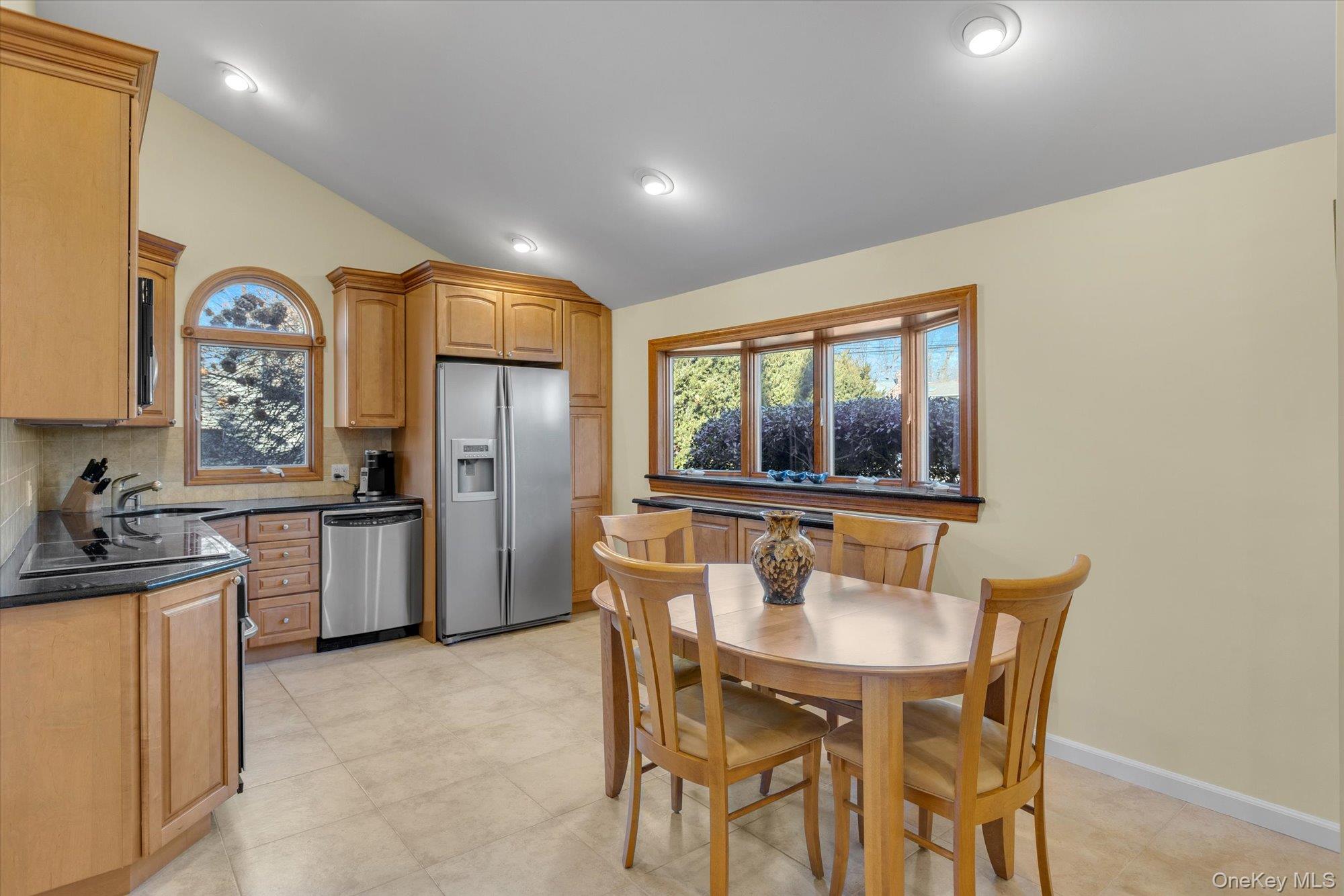 19 Capitol Place, South Huntington, NY 11746