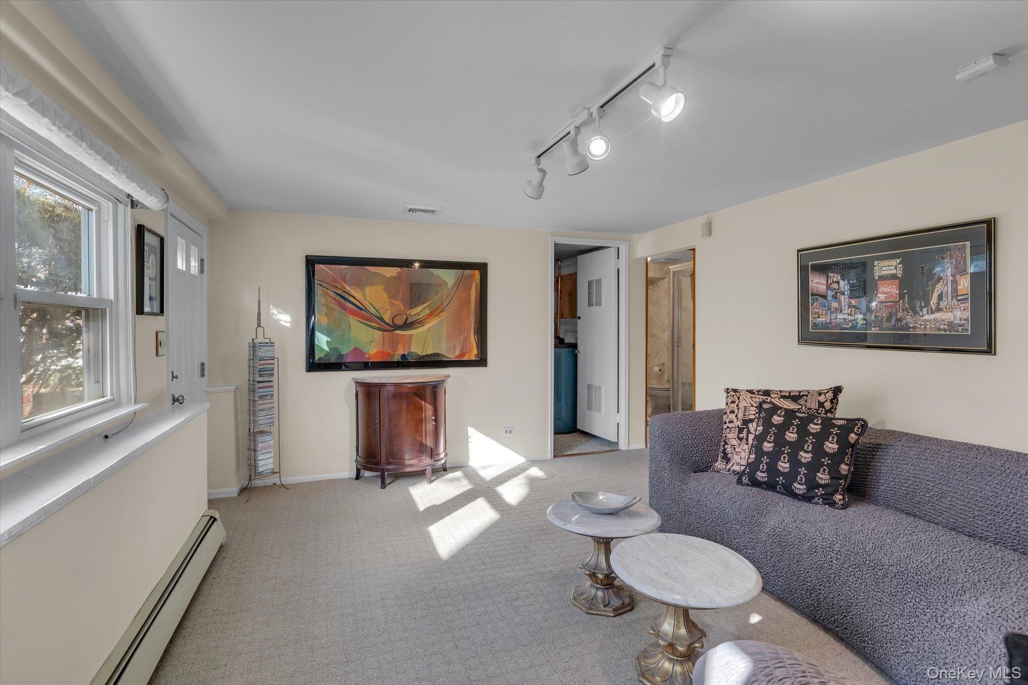 19 Capitol Place, South Huntington, NY 11746