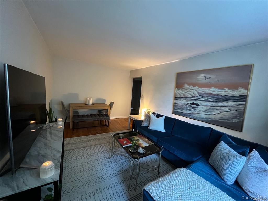 120-10 85 Avenue # 2j, Kew Gardens, NY 11415